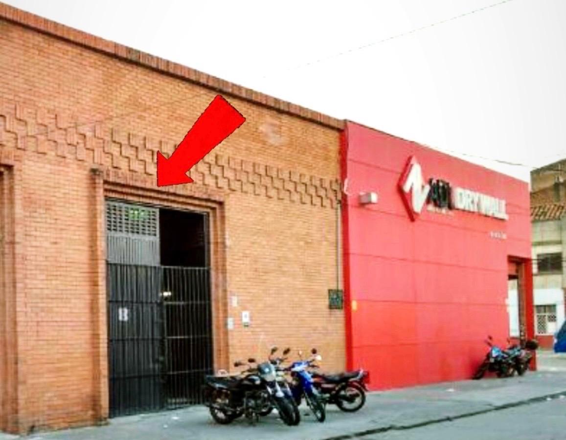 ARRIENDO BODEGA  BARRIO EL OBRERO