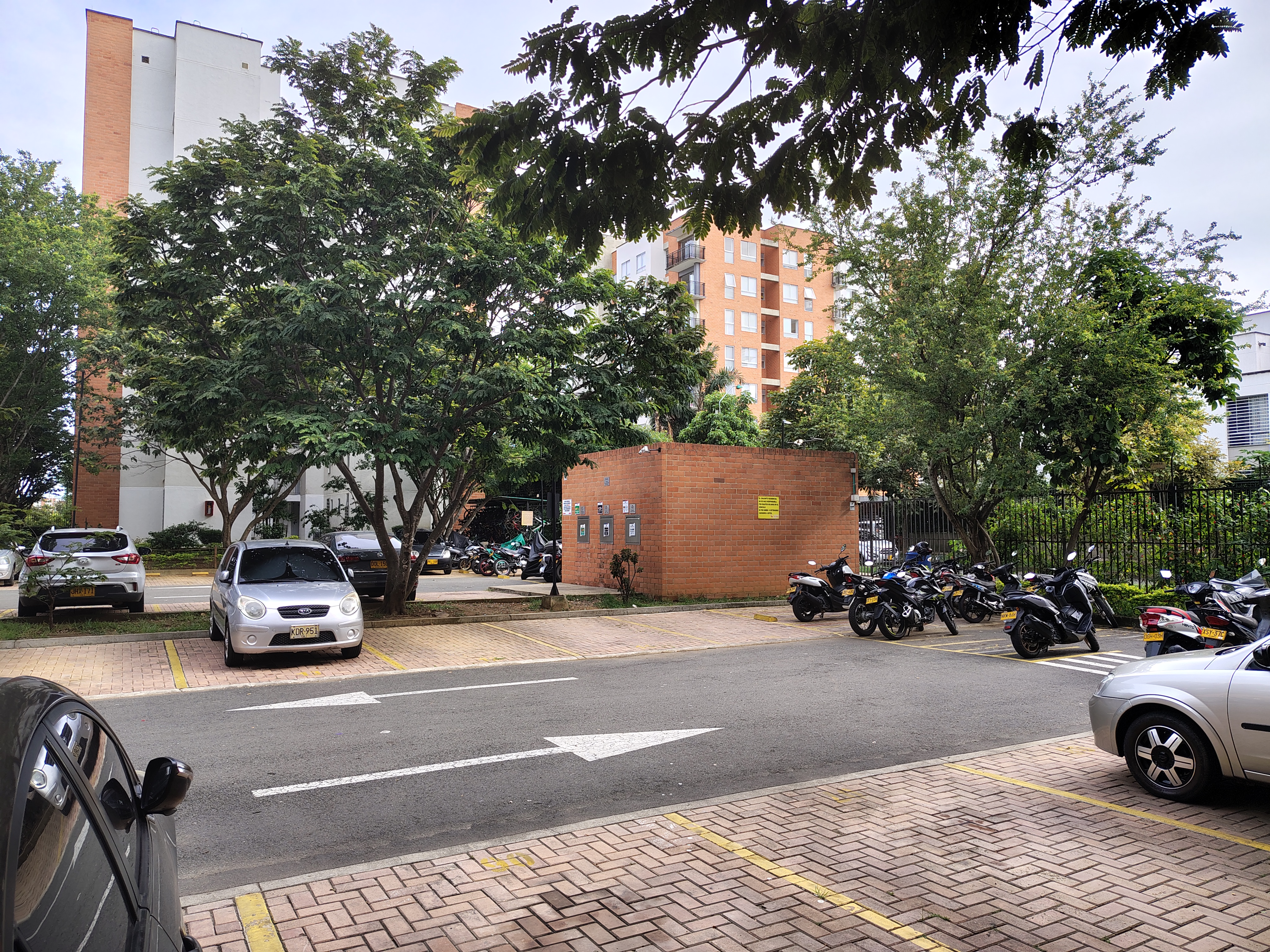 APARTAMENTO EN ARRIENDO Y VENTA   CIUDAD MELÉNDEZ, CALI