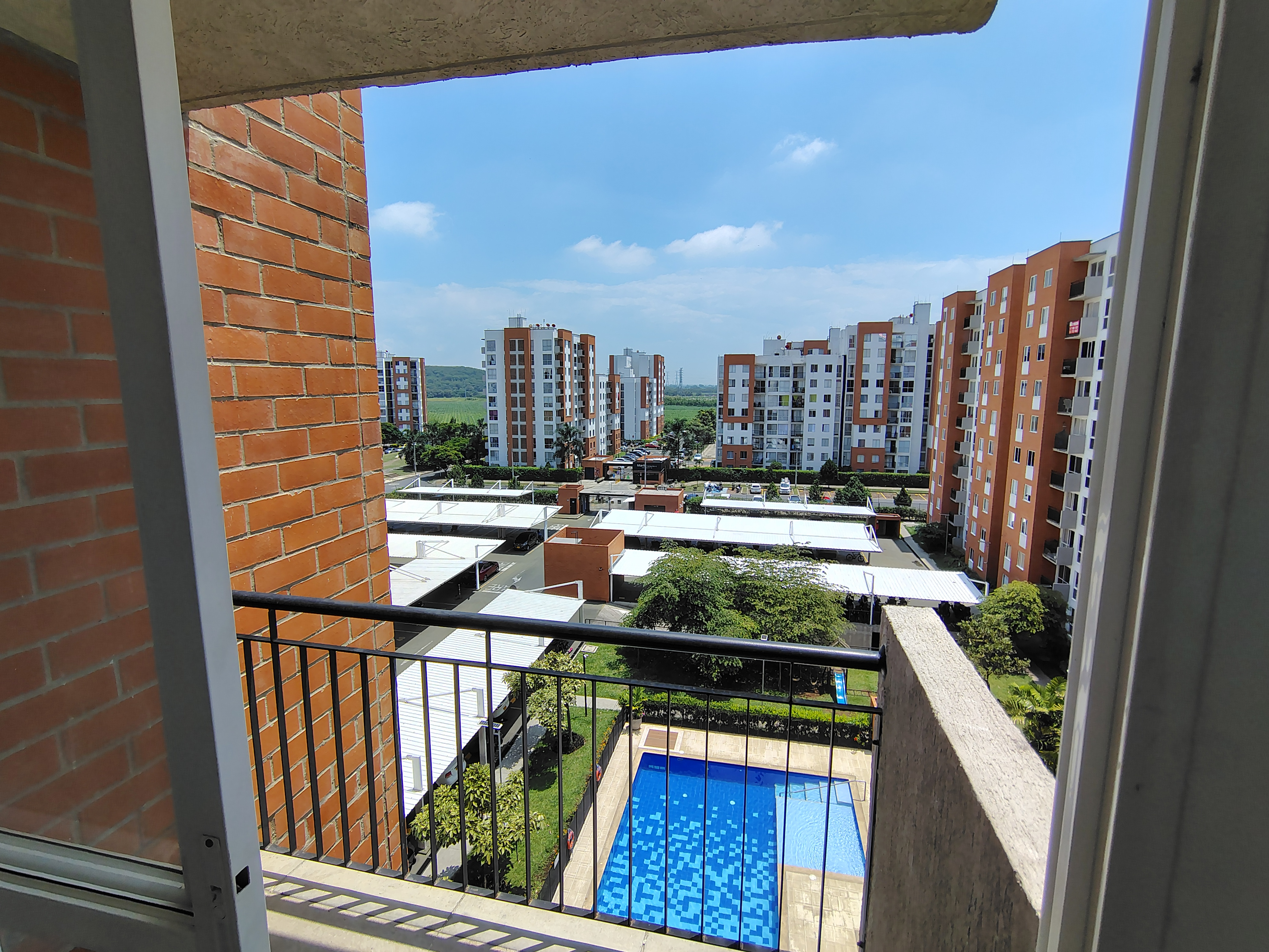 ARRIENDO APARTAMENTO AL SUR DE CALI BARRIO CIUDAD MELÉNDEZ