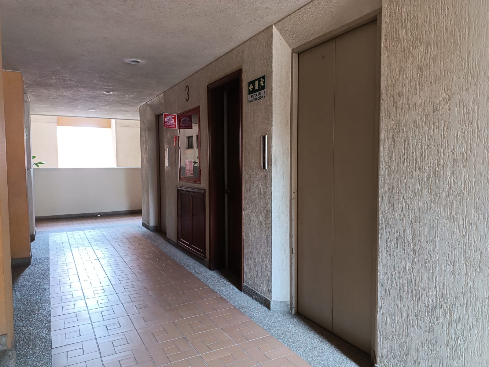 ARRIENDO APARTAMENTO AL NORTE DE CALI - EDIFICIO CARBONERO