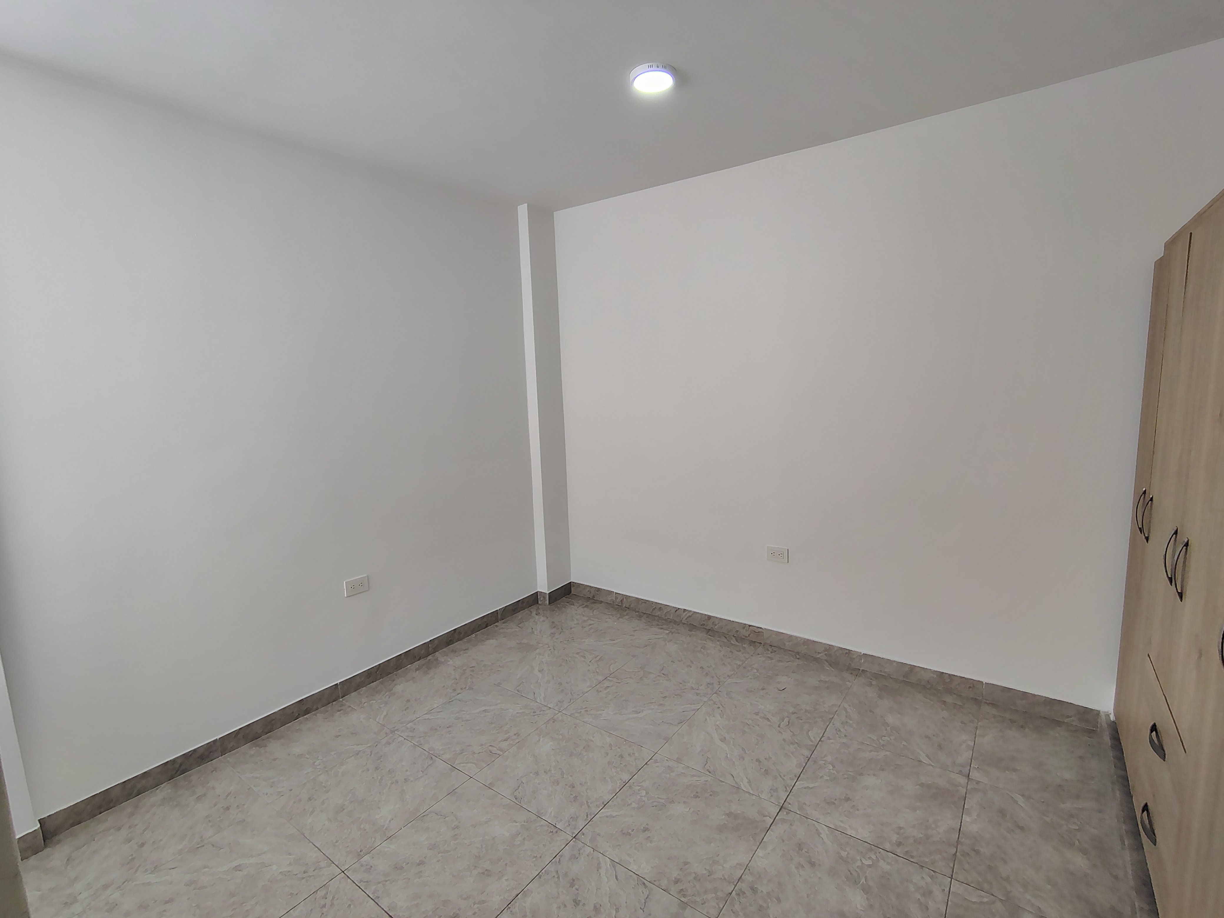 ARRIENDO APARTAESTUDIO  EN EL BARRO OLIMPICO 204