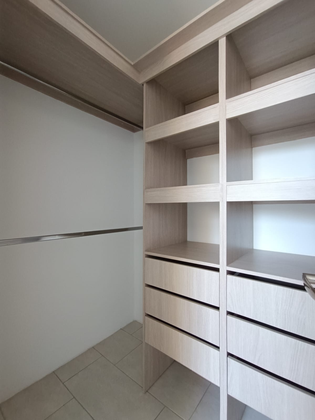 VENDO APARTAMENTO EN PISO 6 - BOSQUES DE BOCHALEMA