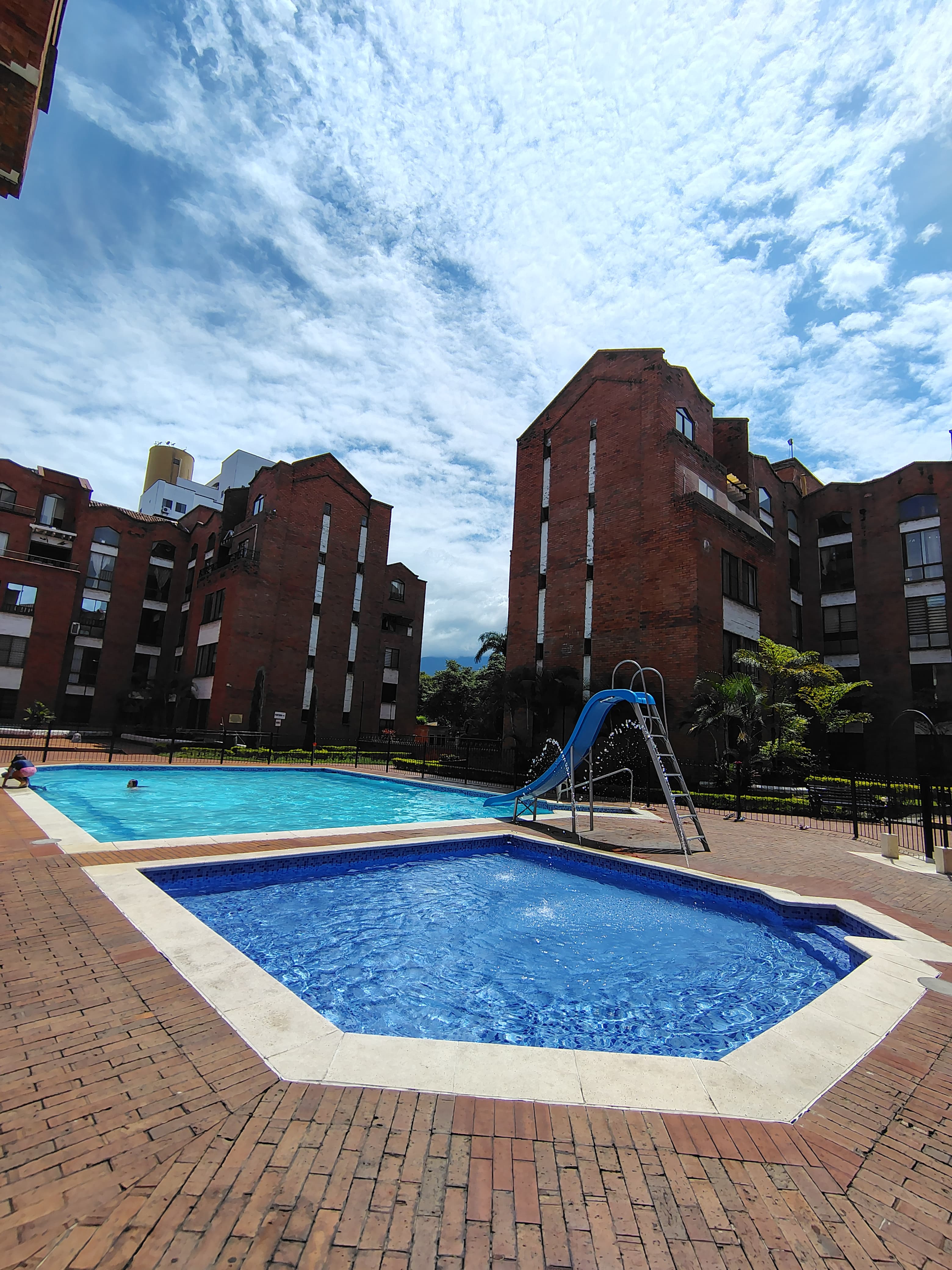 Vendo Penthouse Duplex en Tequendama