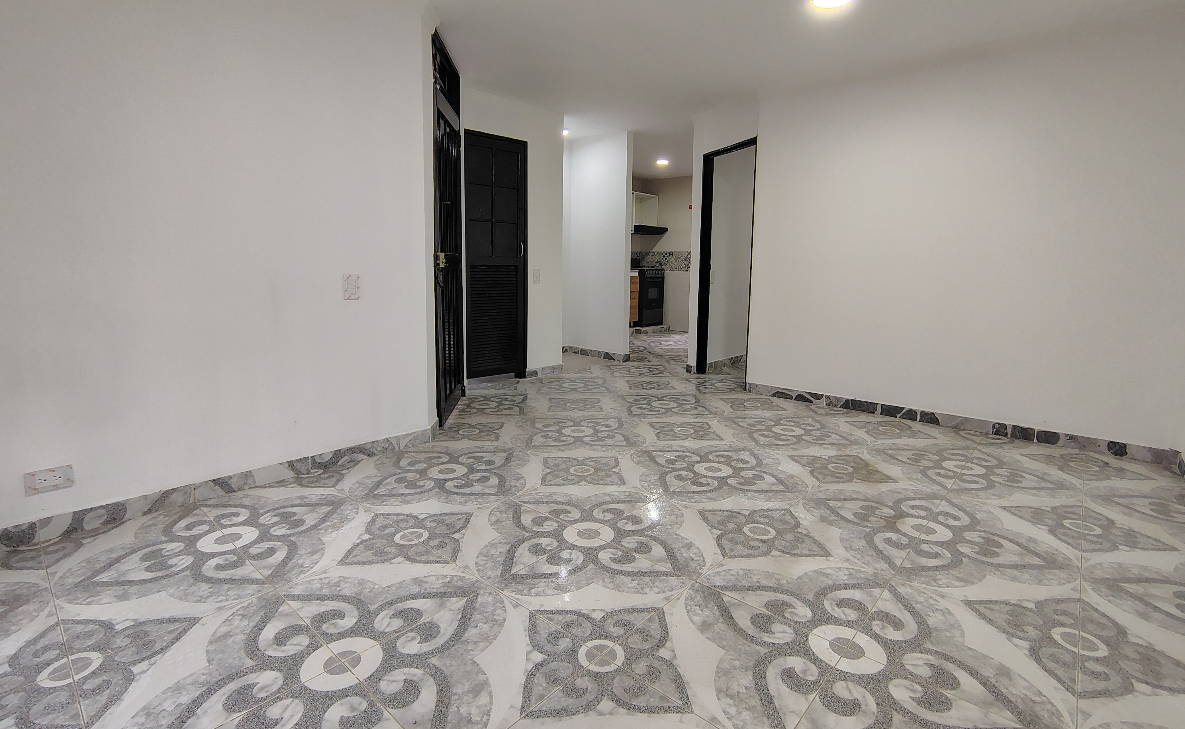 ARRIENDO APARTAESTUDIO EN RINCON DE ZARAGOZA -JAMUNDI