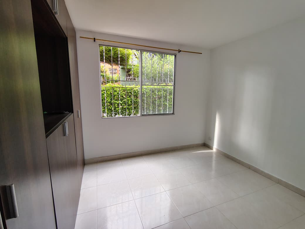 ARRIENDO APARTAMENTO EN VALLE DEL LILI -CALI
