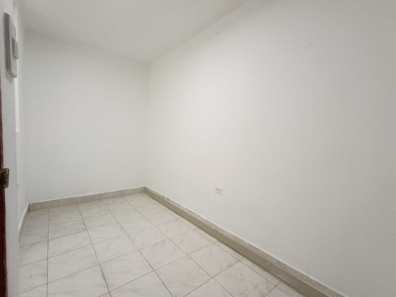 APARTAMENTO EN ARRIENDO AL NORTE DE CALI BARRIO LA RIVERA