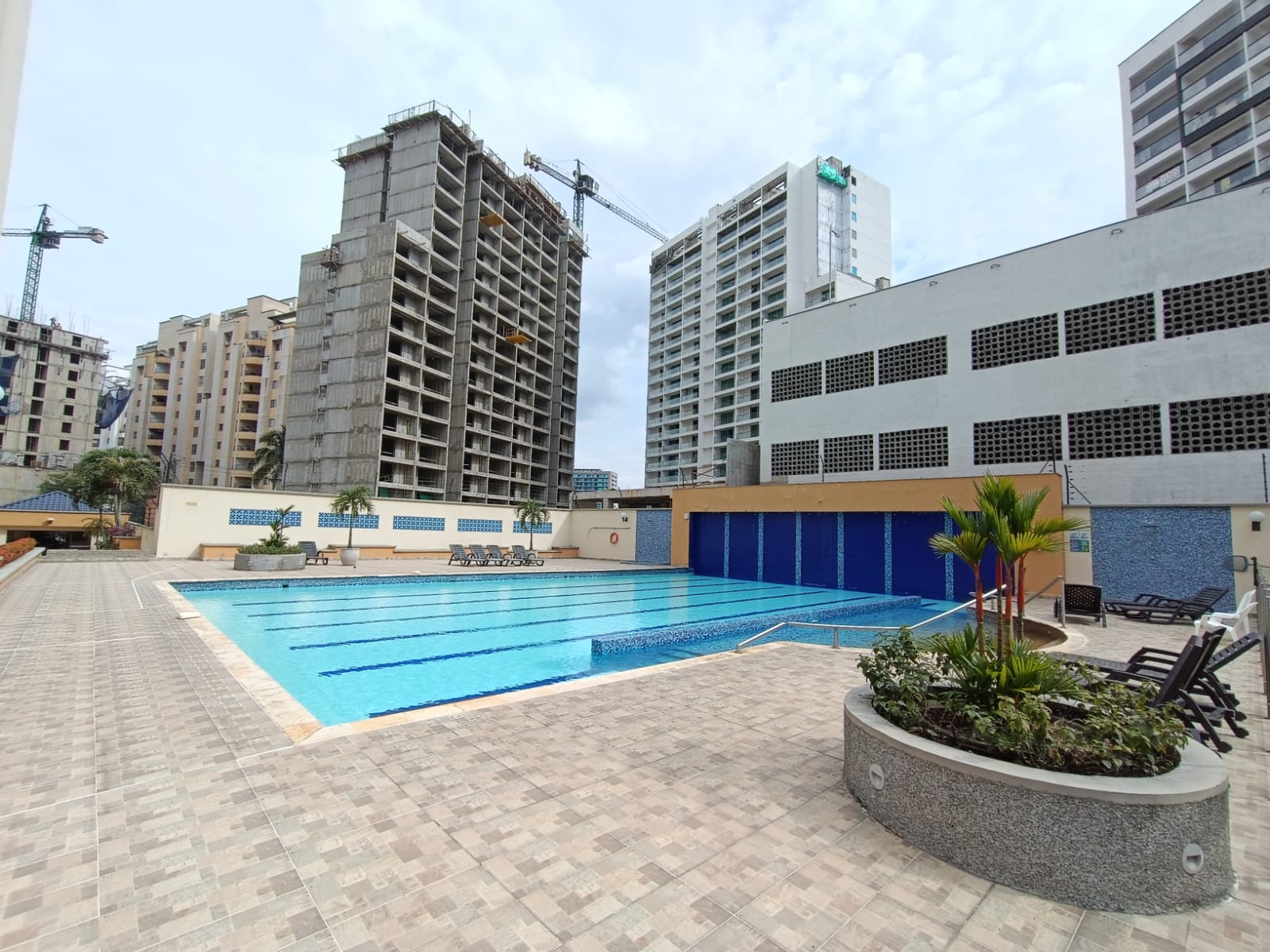 ARRIENDO APARTAMENTO AL NORTE DE CALI - EDIFICIO CARBONERO