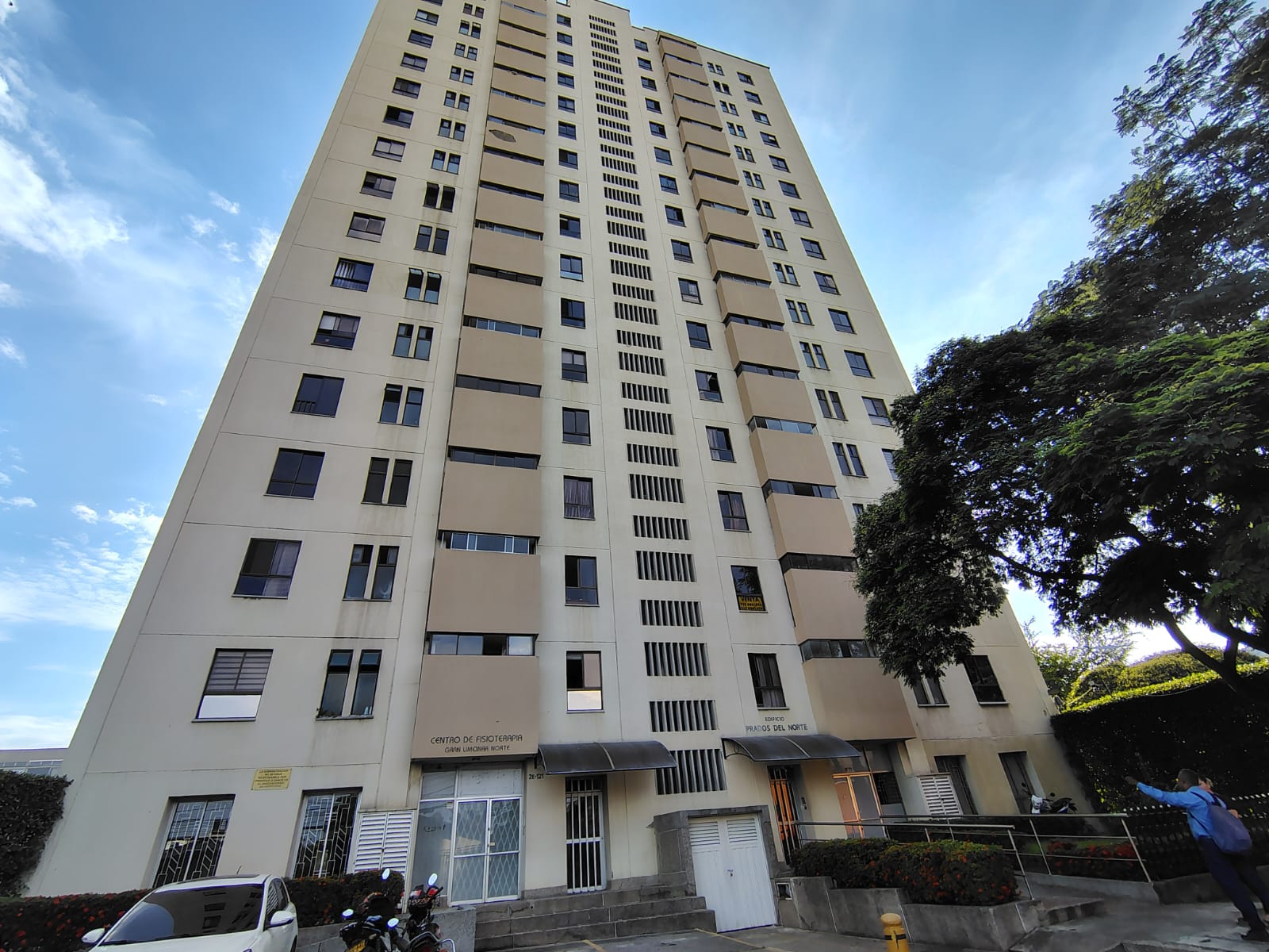 APARTAMENTO EN ARRIENDO AL NORTE DE CALI PRADOS DEL NORTE