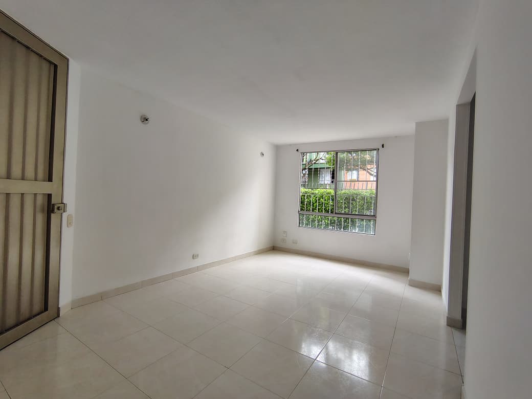ARRIENDO APARTAMENTO EN VALLE DEL LILI -CALI