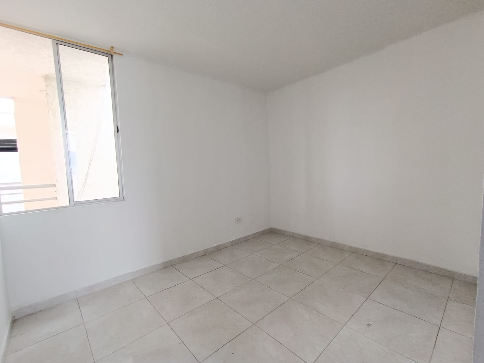 APARTAMENTO PARA VENTA EN EL BARRIO LA ESTANCIA - YUMBO-VALLE.