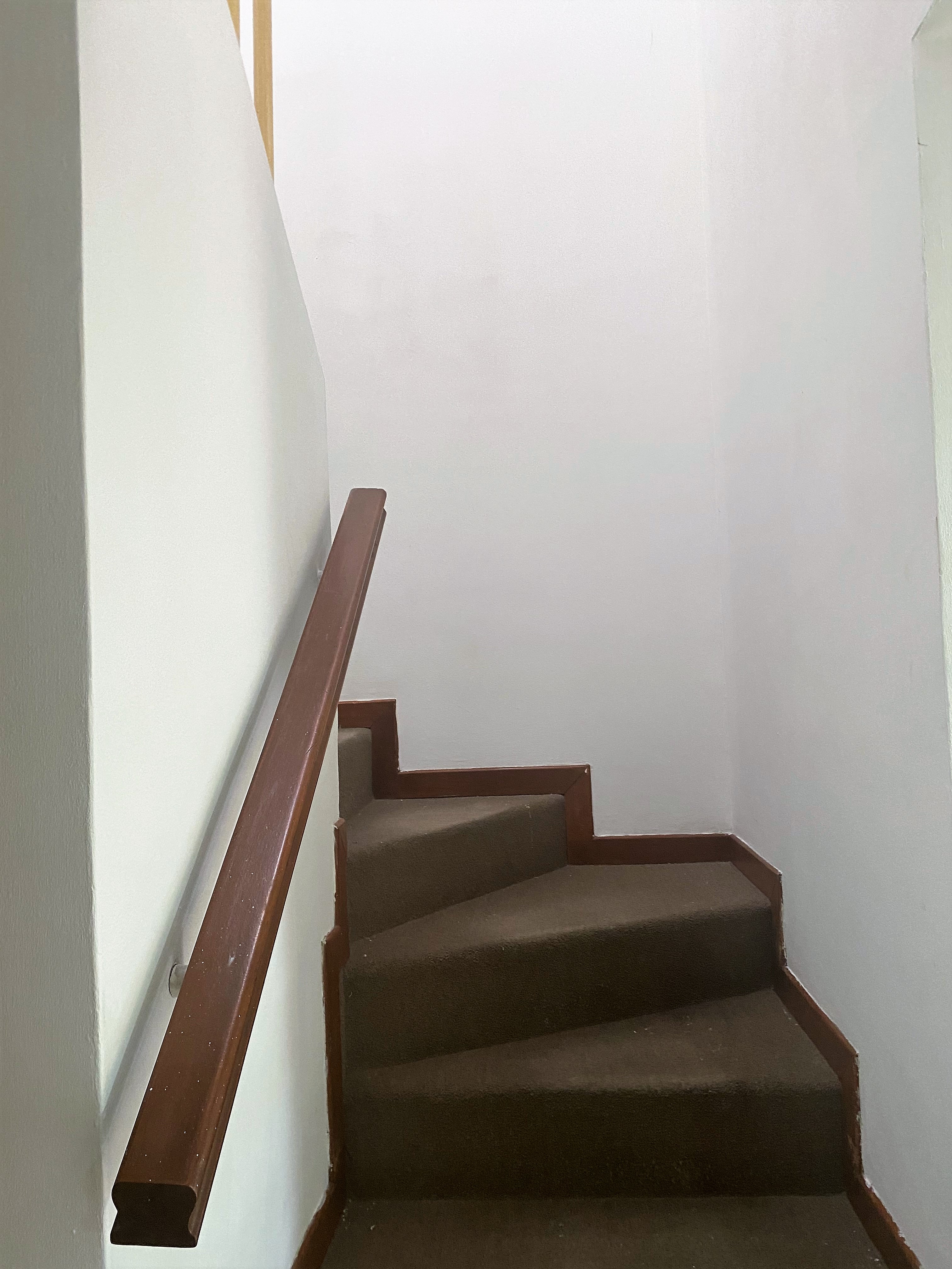 VENDO CASA DE DOS PISOS EN CONDOMINIO EN LA HACIENDA