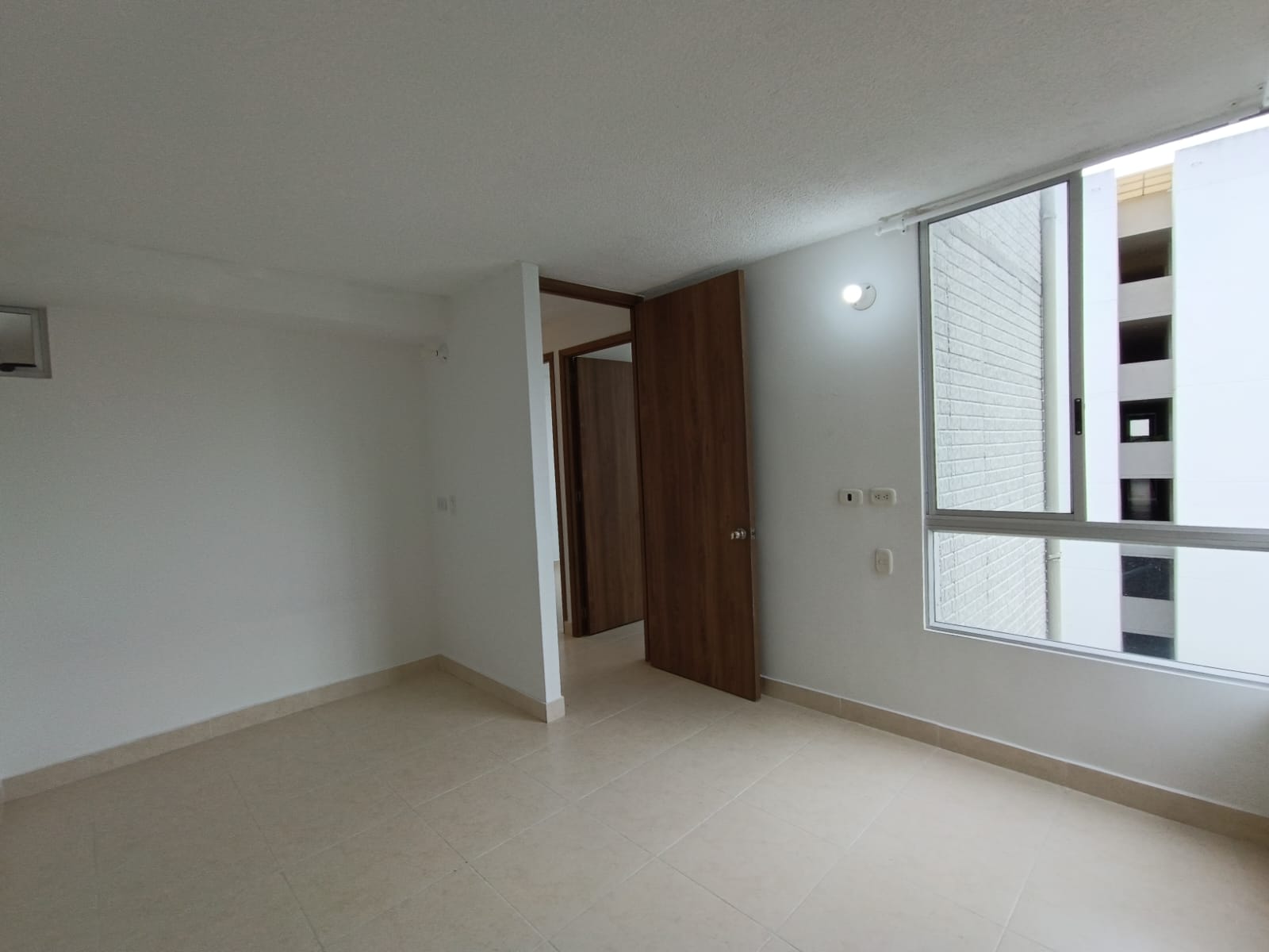 APARTAMENTO ARRIENDO EN LA UNIDAD BARCHARA-CIUDAD GUABINAS