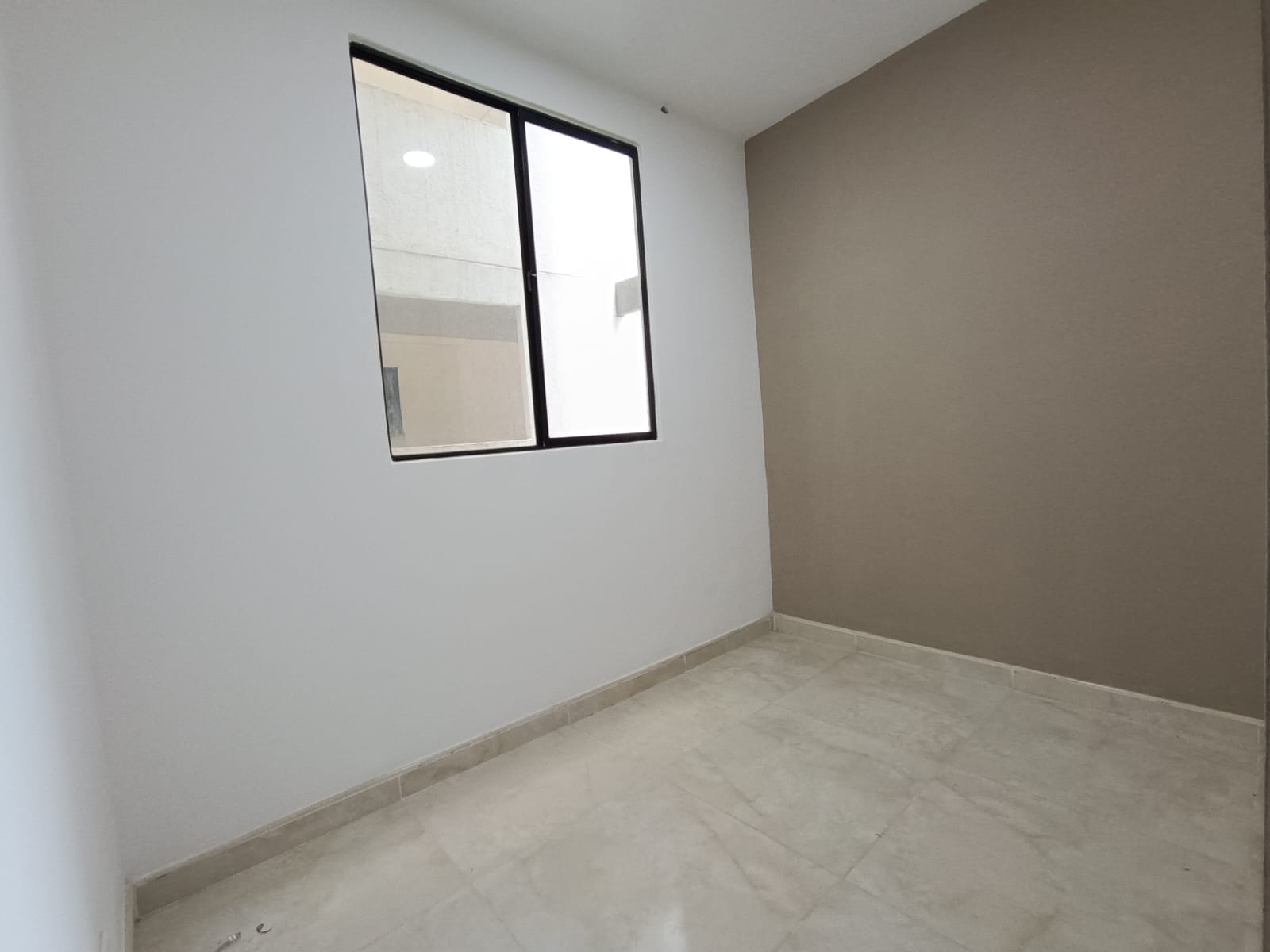 ARRIENDO APARTAMENTO EN CR ARRAYANES - PARQUE NATURA
