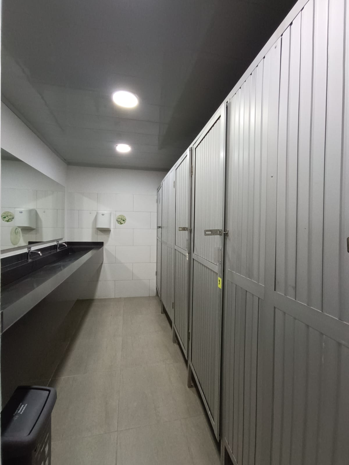 OFICINA PARA ARRIENDO EN EL BARRIO LA FLORA PARA CALL CENTER