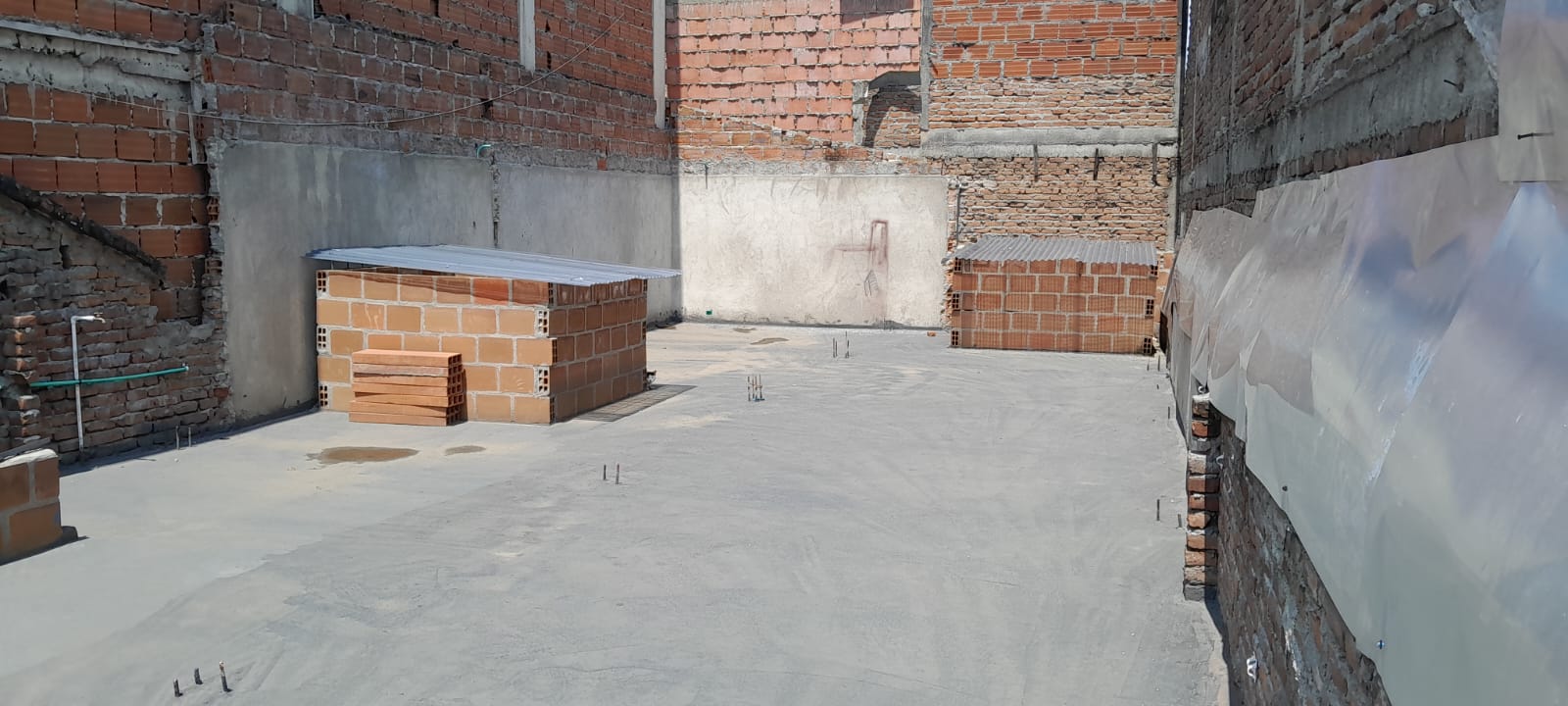 ARRIENDO BODEGA COMERCIAL AL ORIENTE DE CALI BARRIO LOS PINOS