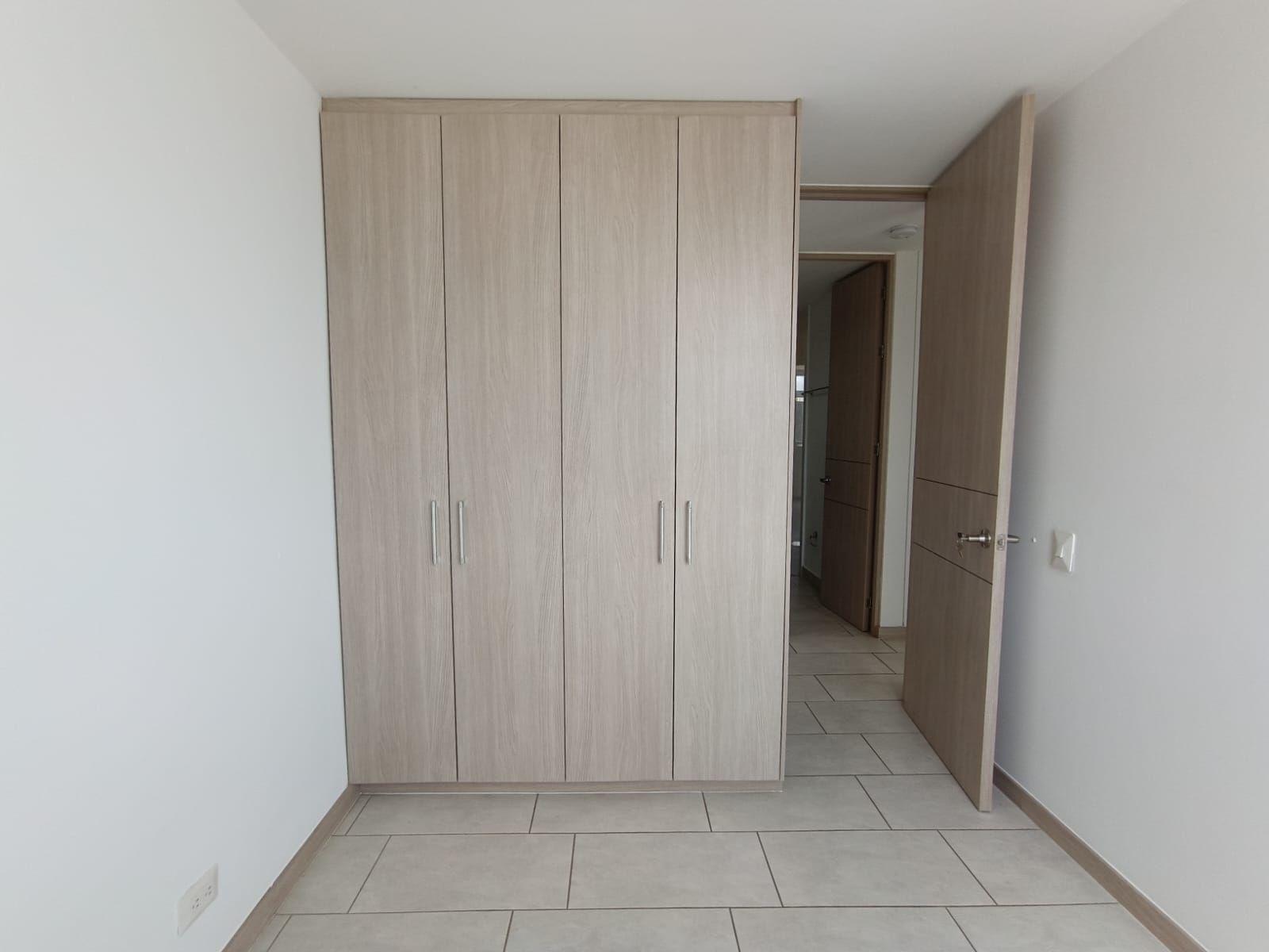 VENDO APARTAMENTO EN PISO 6 - BOSQUES DE BOCHALEMA