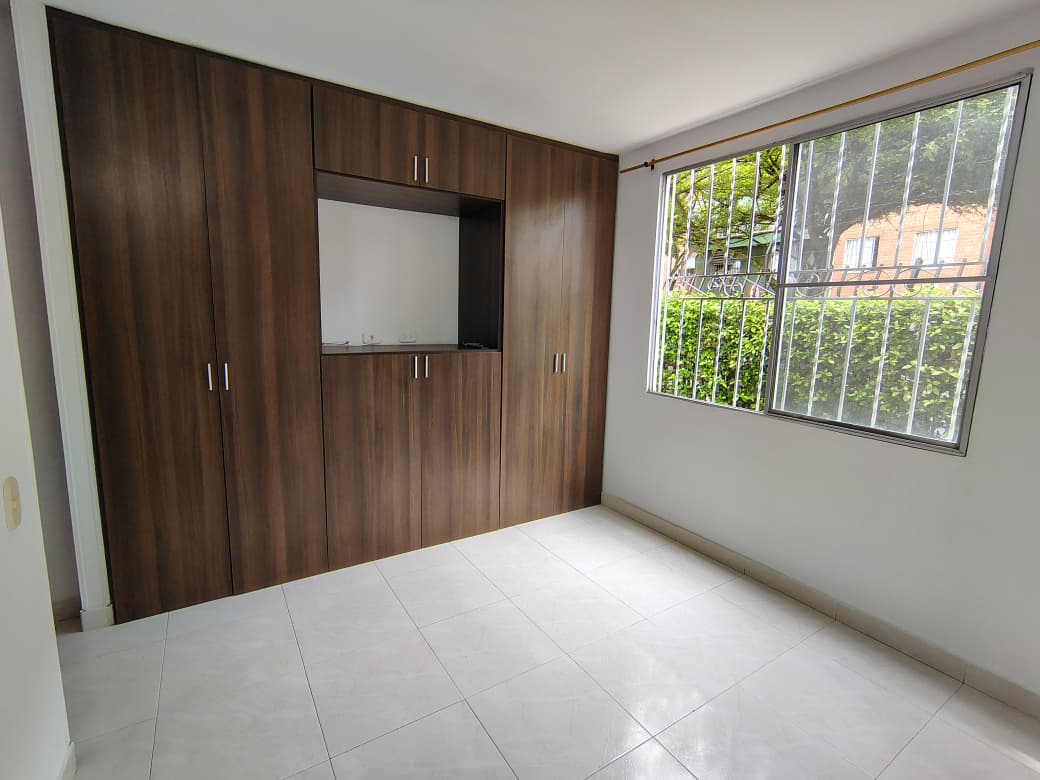 ARRIENDO APARTAMENTO EN VALLE DEL LILI -CALI