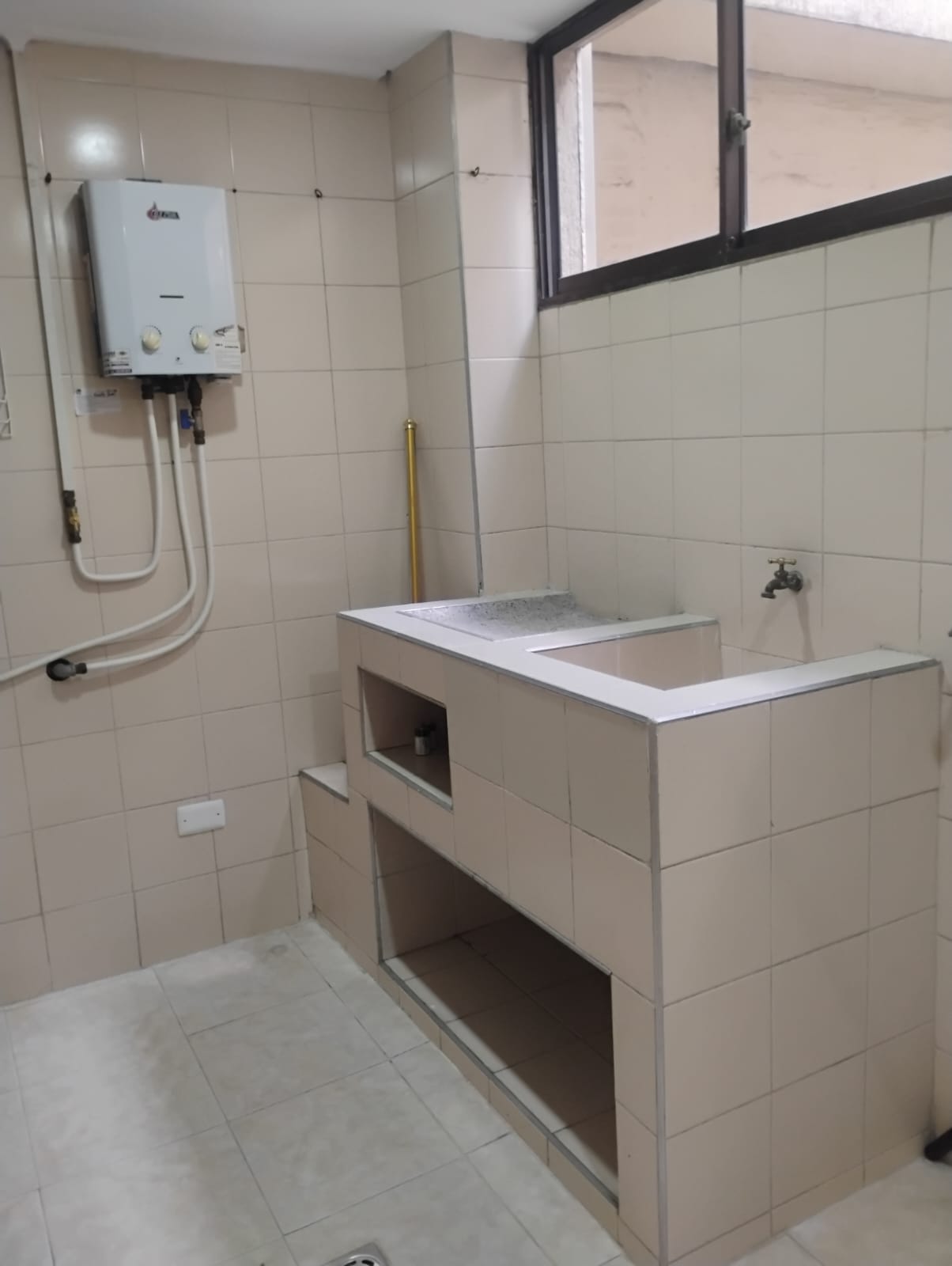 ARRENDO APARTAMENTO AL NORTE DE CALI EDI PRADOS DEL NORTE