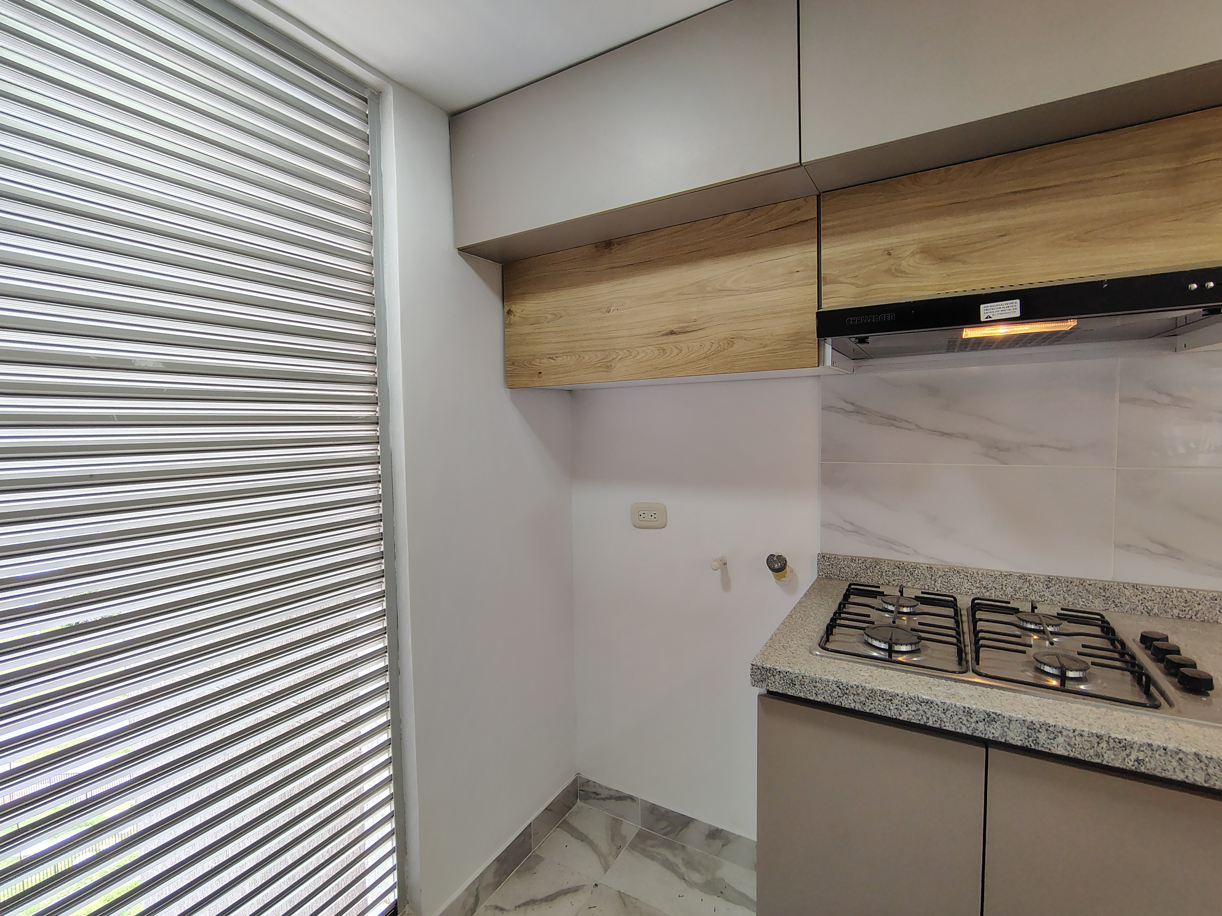 ARRIENDO APARTAMENTO  EN CIUDADELA MELENDEZ  CR CUARZO 1003