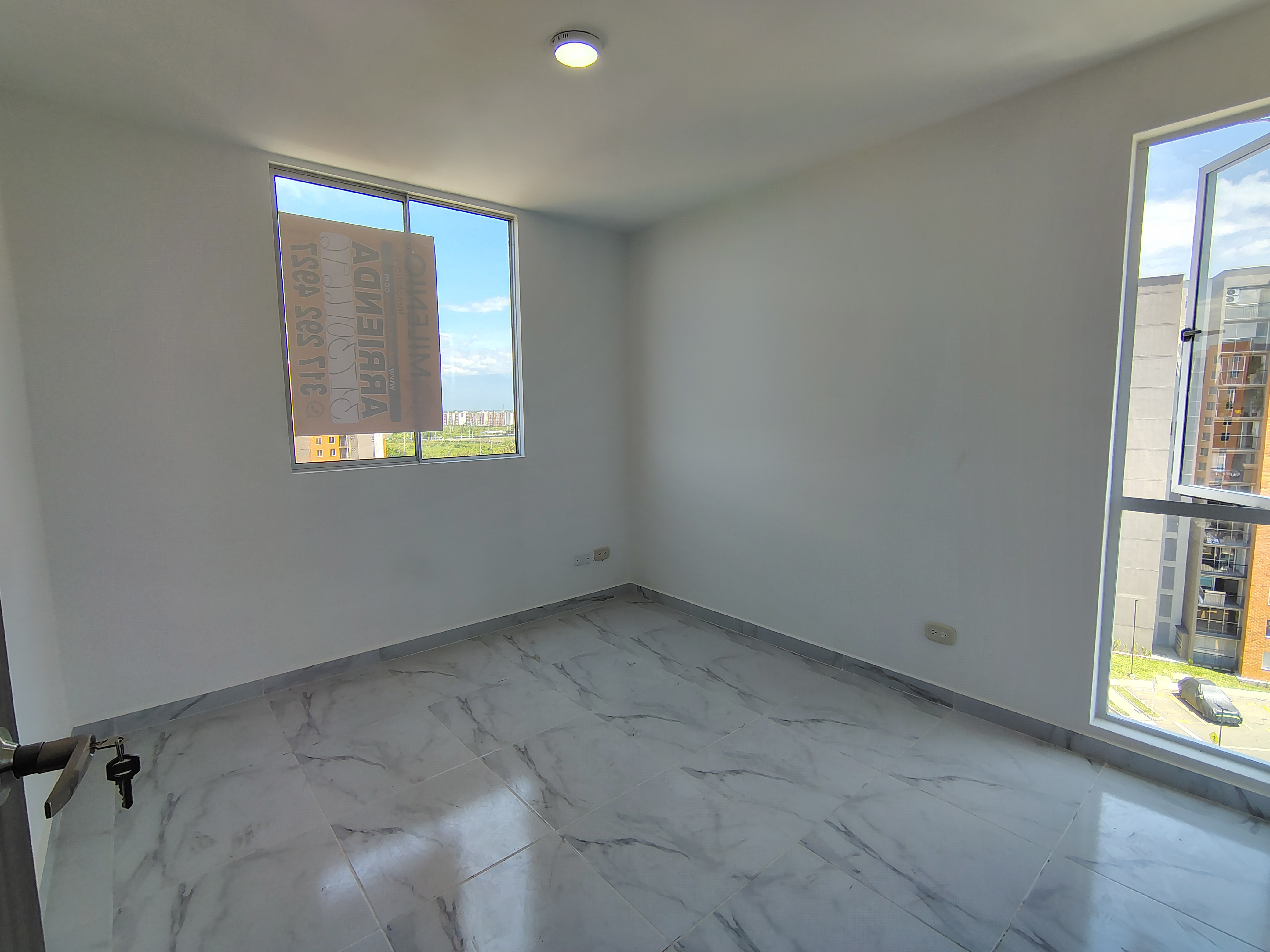 ARRIENDO APARTAMENTO  EN CIUDADELA MELENDEZ  CR CUARZO APTO 907