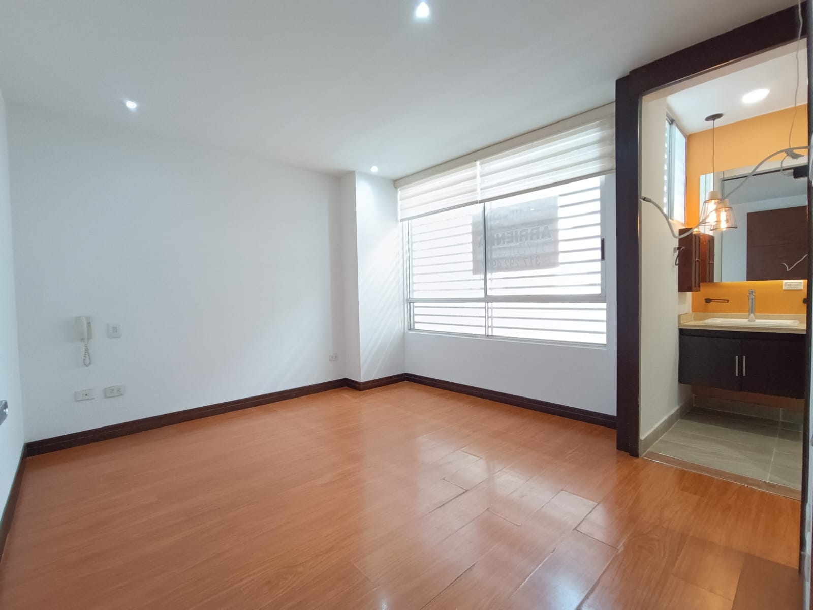Arriendo Apartamento Edificio Montjuic - Barrio Santa Teresita