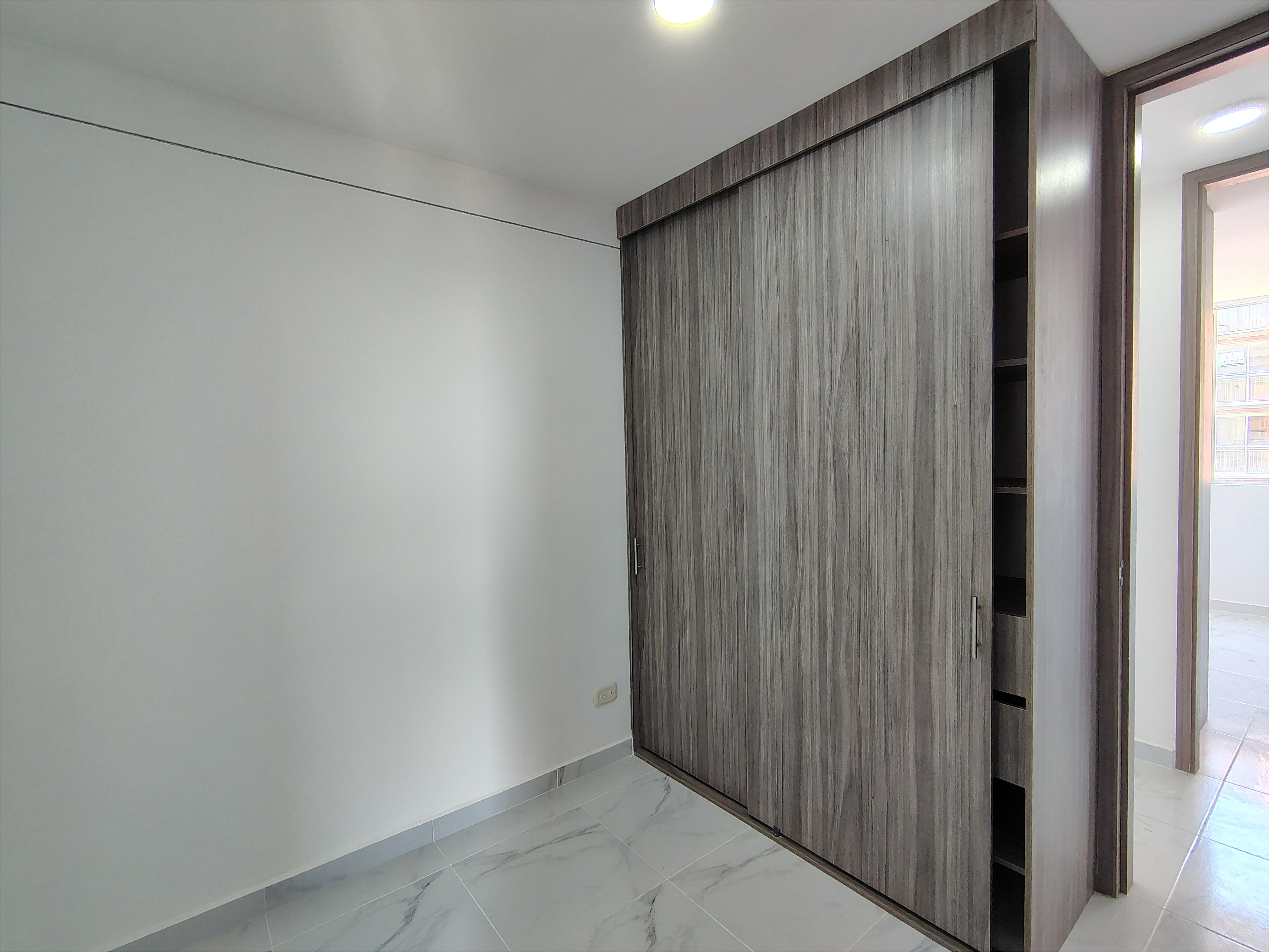 ARRIENDO APARTAMENTO  EN CIUDADELA MELENDEZ  CR CUARZO APTO 907