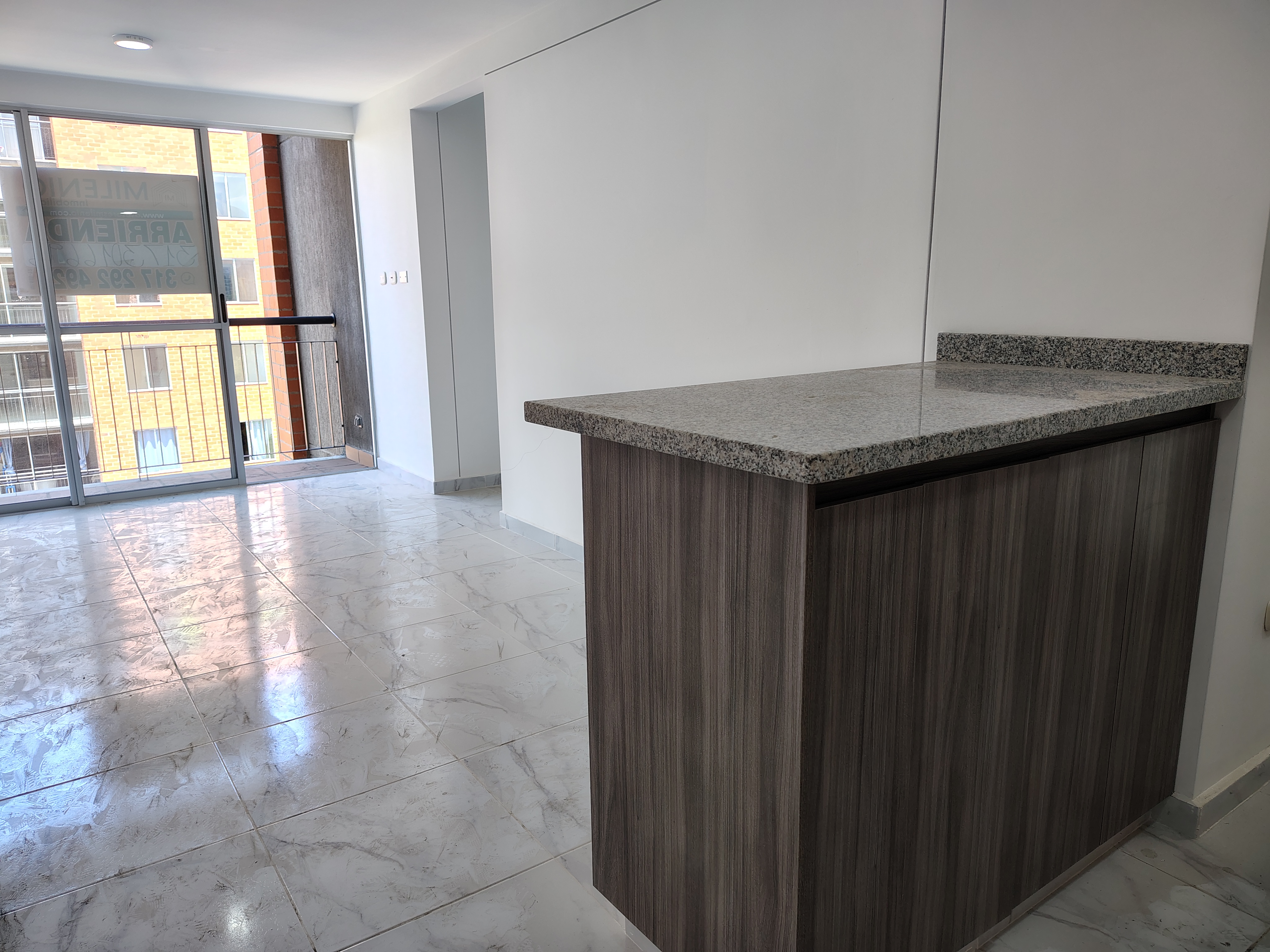ARRIENDO APARTAMENTO  EN CIUDADELA MELENDEZ  CR CUARZO APTO 907