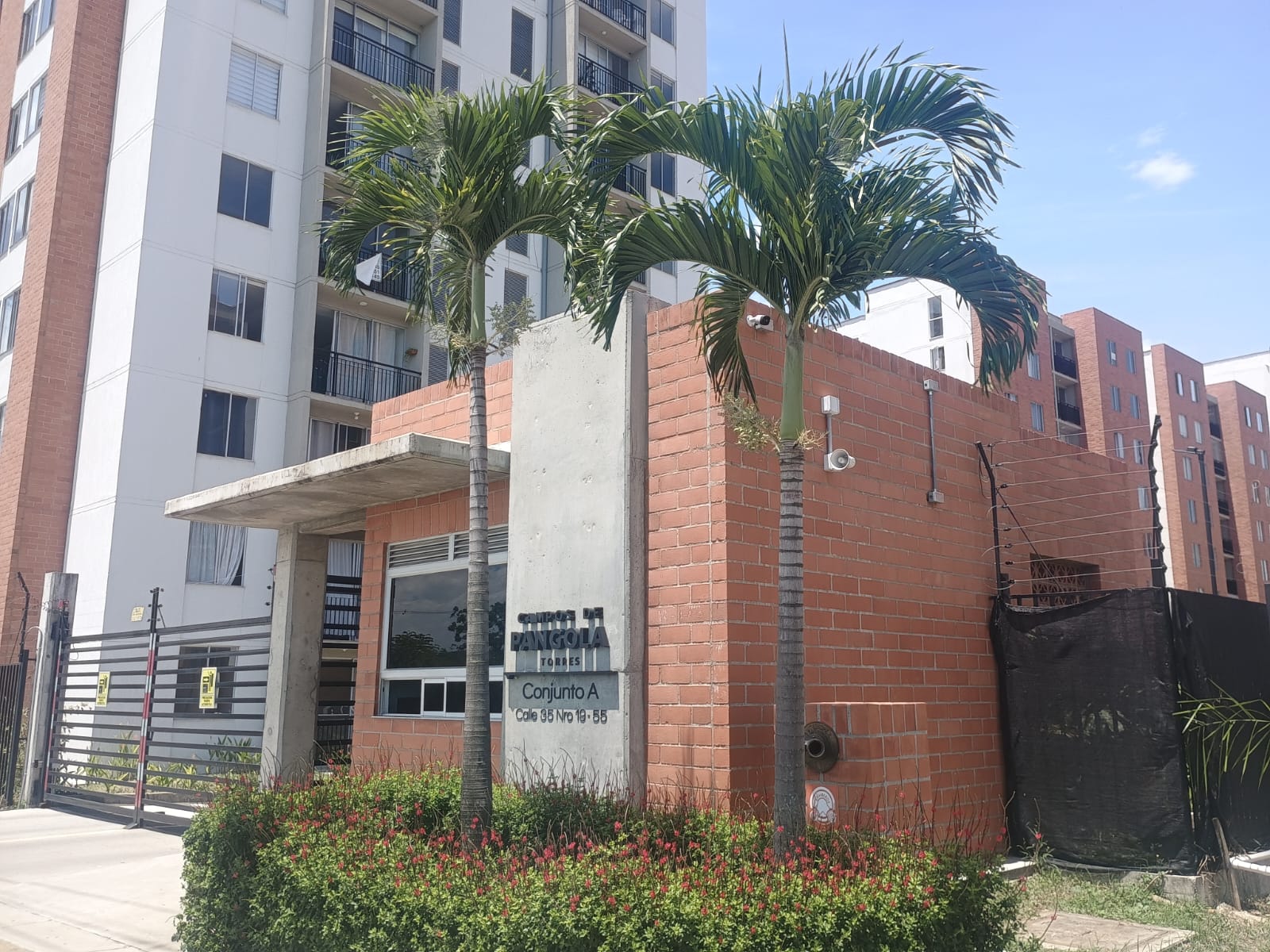 VENDO APARTAMENTO EN CAMPOS DE PANGOLA PARA REMODELAR
