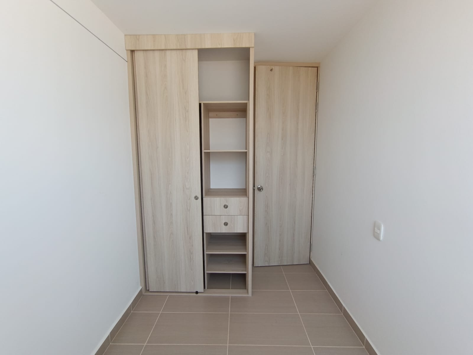 VENDO APARTAMENTO PARA ESTRENAR - BELATERRA AQUARIS - VALLE DEL LILI