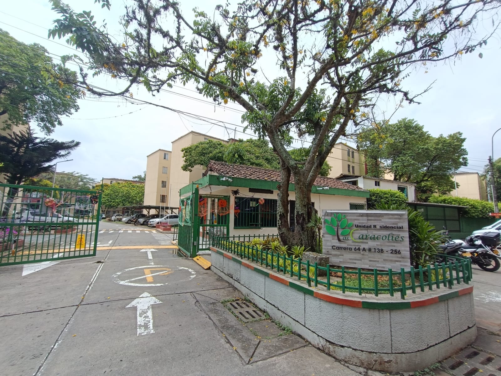 ARRIENDO APARTAMENTO AL SUR DE CALI - CR CARACOLIES