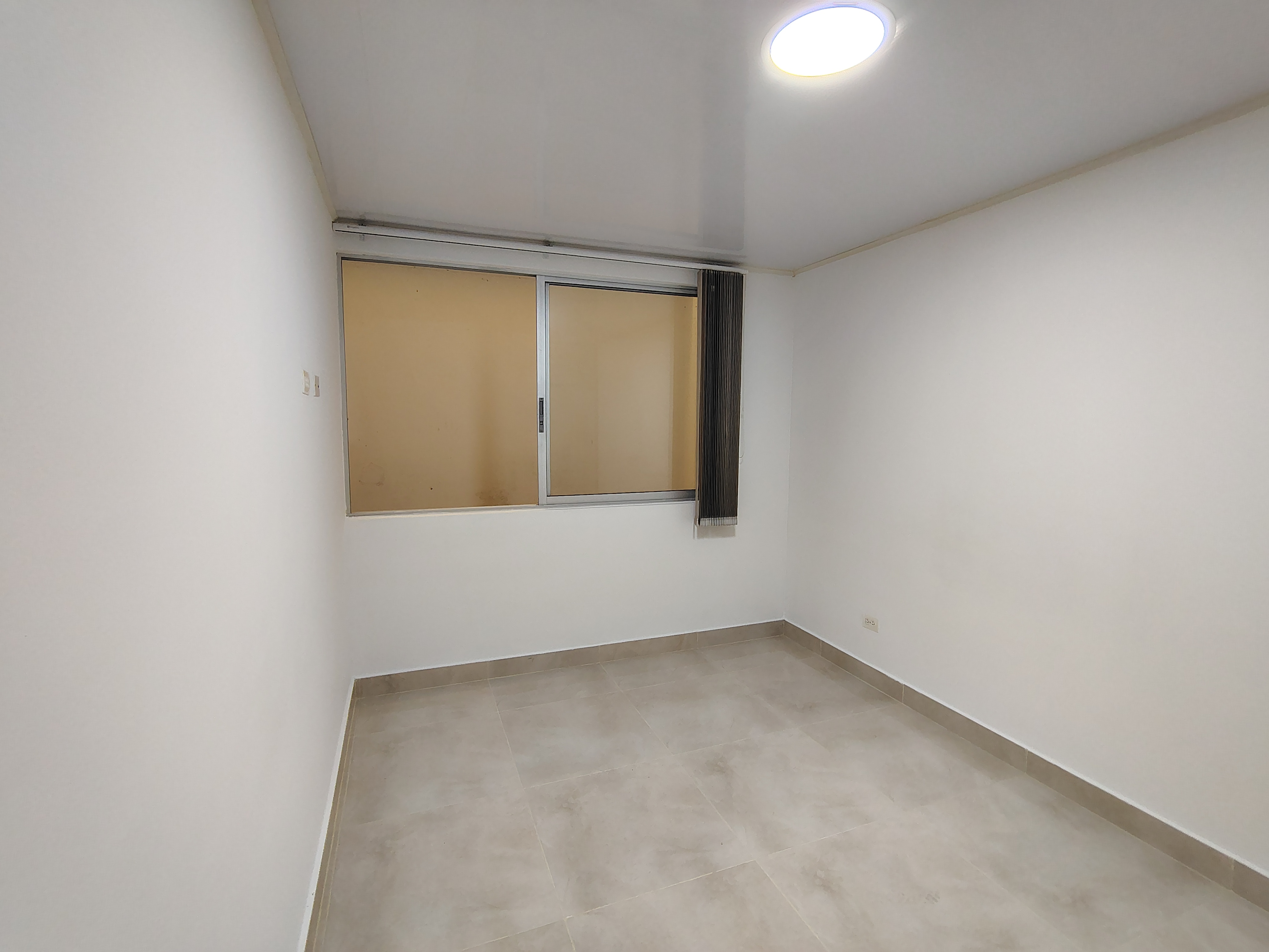 ARRIENDO ESTUDIO  EN EL BARRO EL INGENI  203