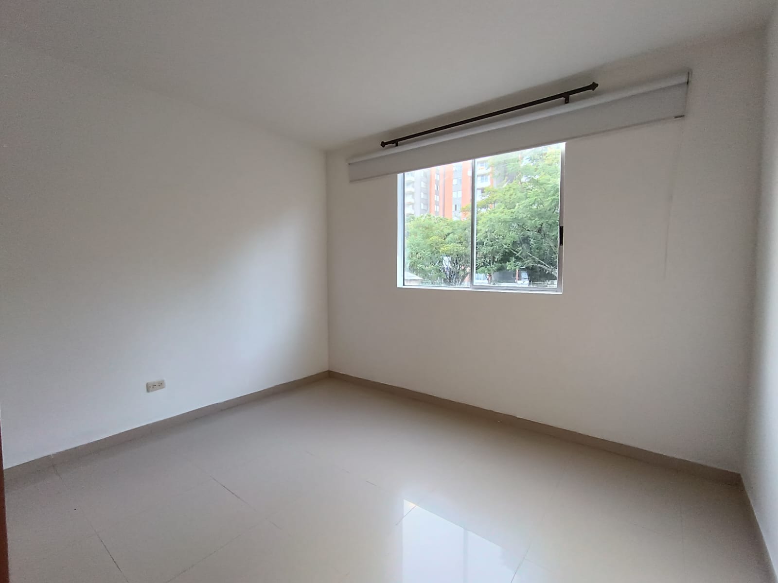 ARRIENDO CASA AL SUR DE CALI -  VALLE DEL LILI CR RESERVAS DEL LILI