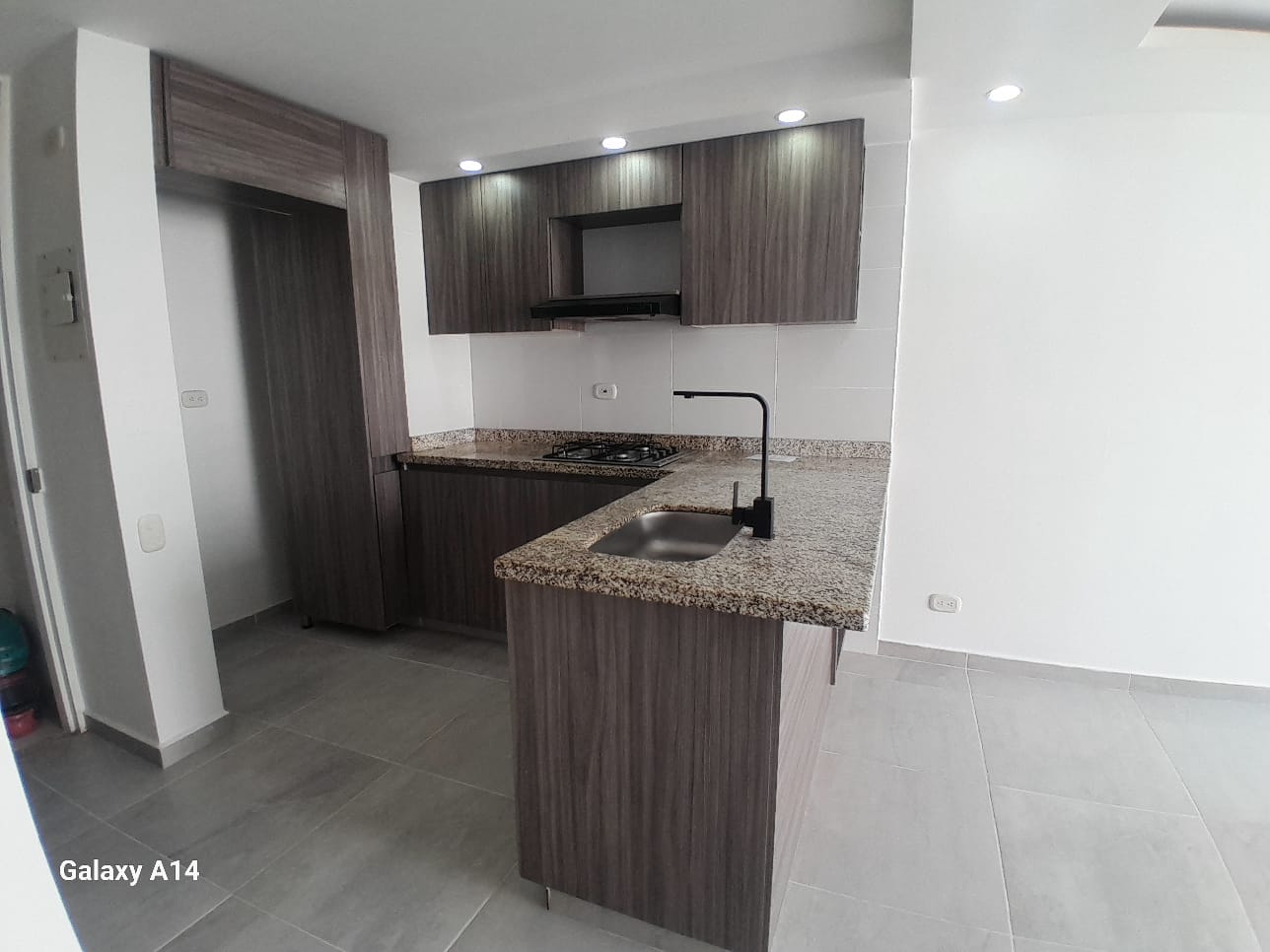 VENDO APARTAMENTO AL SUR DE CALI BARRIO BOCHALEMA