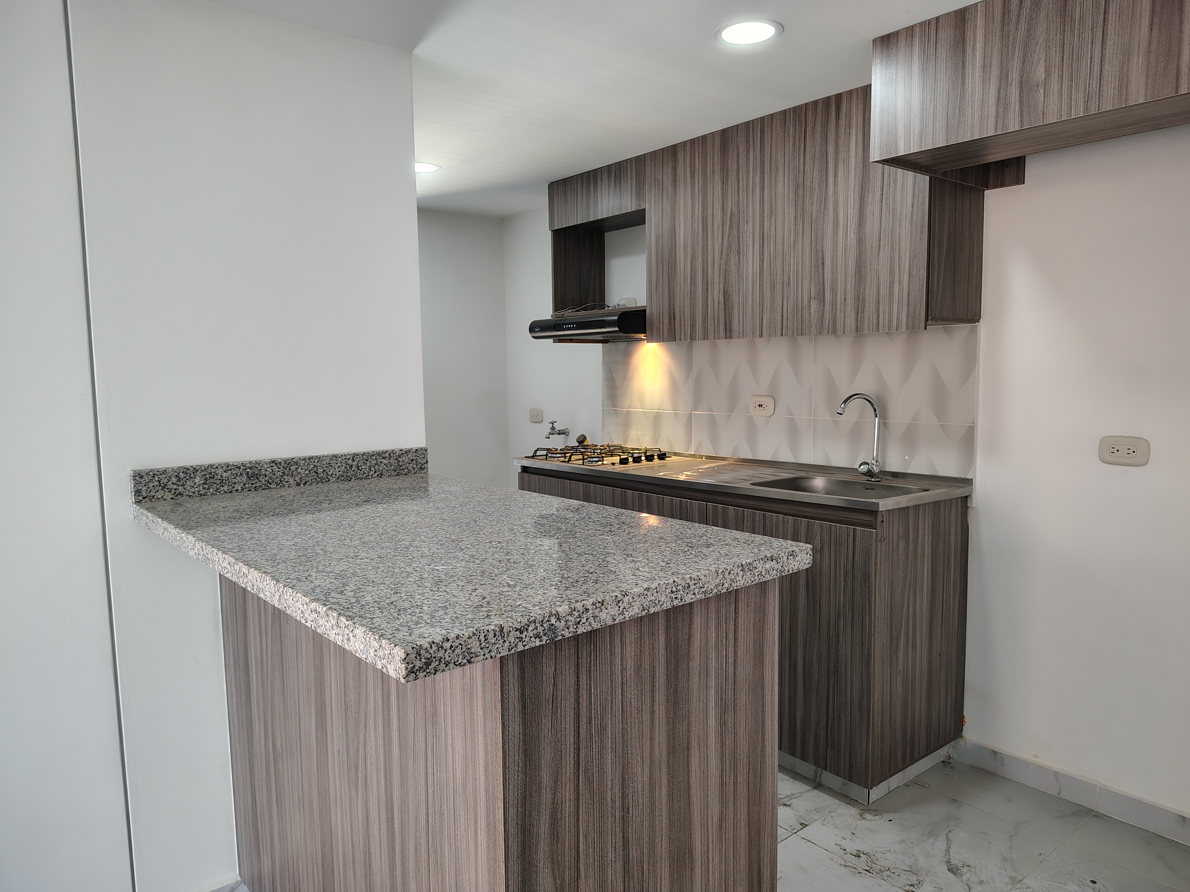 ARRIENDO APARTAMENTO  EN CIUDADELA MELENDEZ  CR CUARZO APTO 907