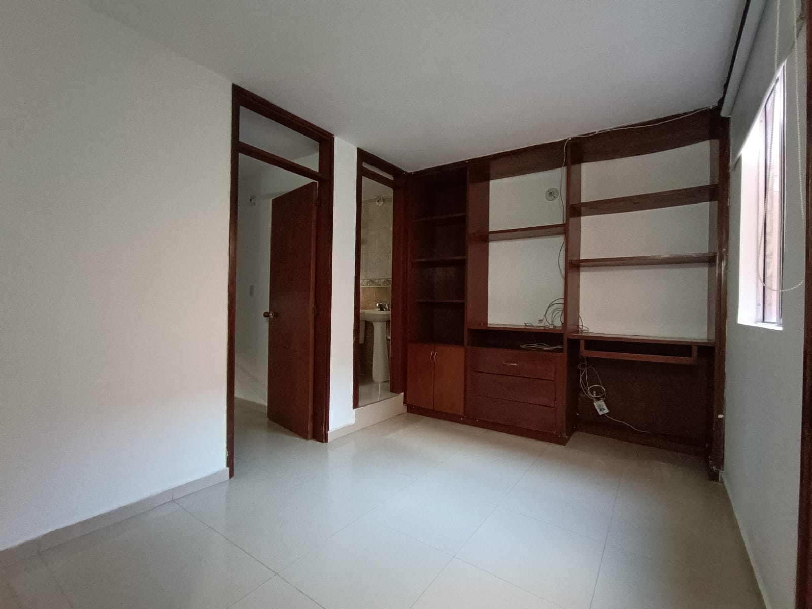 ARRIENDO CASA AL SUR DE CALI -  VALLE DEL LILI CR RESERVAS DEL LILI