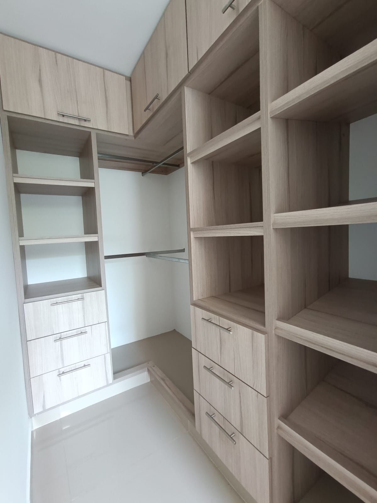 APARTAMENTO PARA ARRIENDO EN CIUDAD GUABINAS CR PAMPLONA