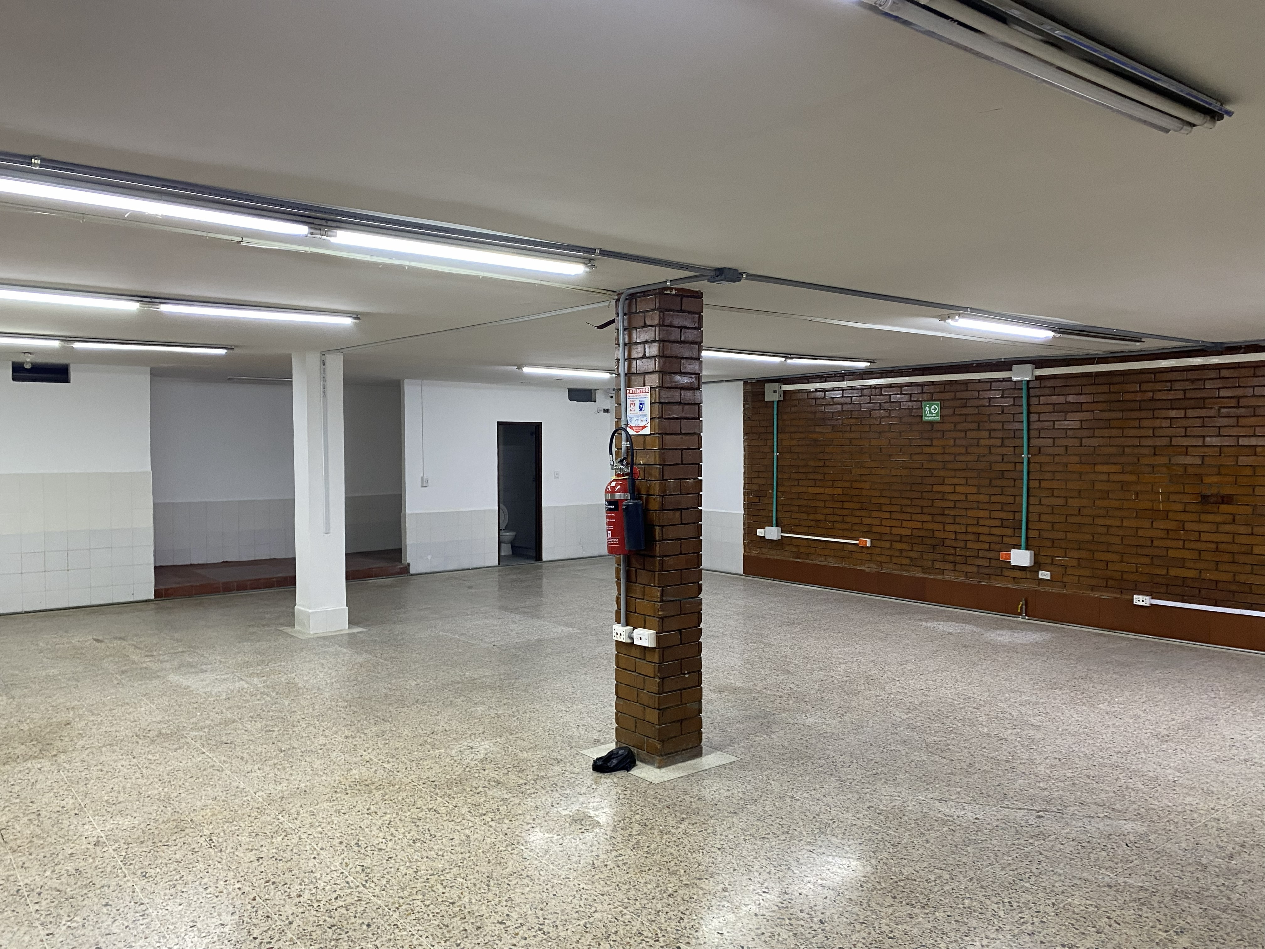 ARRIENDO BODEGA  BARRIO EL OBRERO