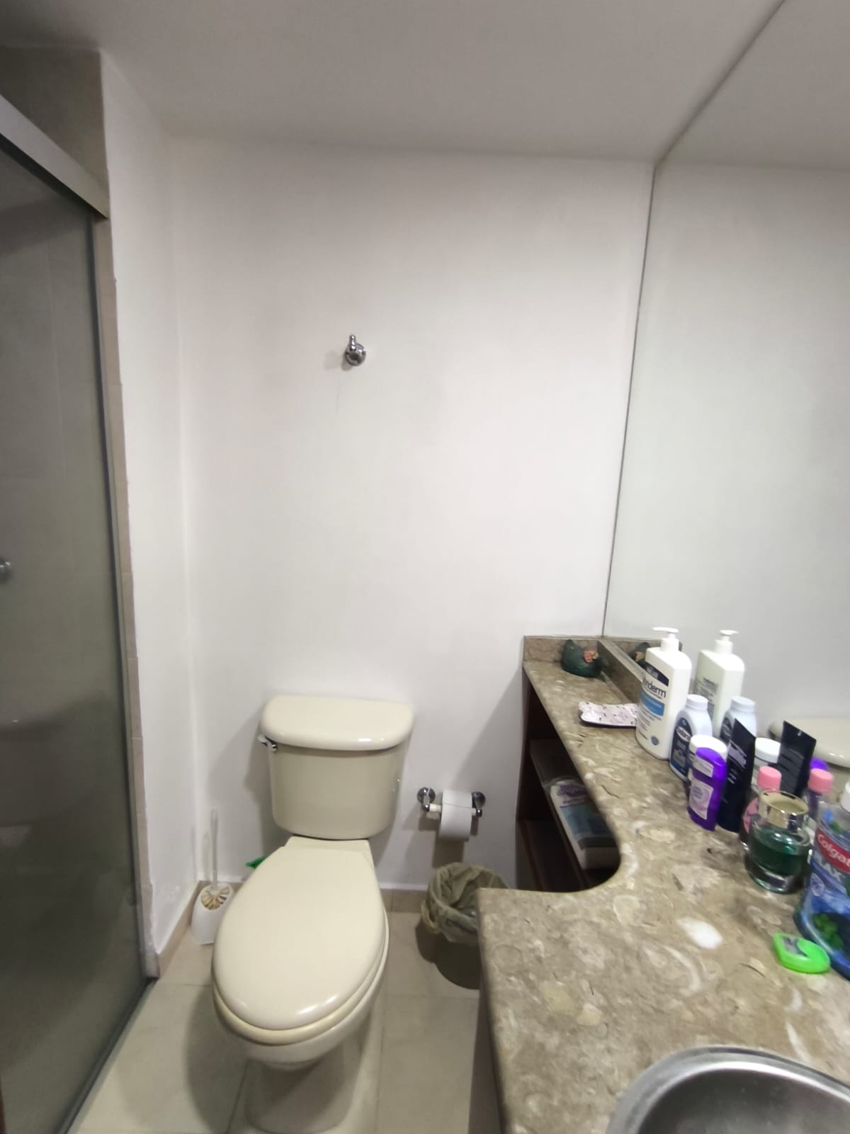 VENDO APARTAMENTO EN  BARRIO LA HACIENDA
