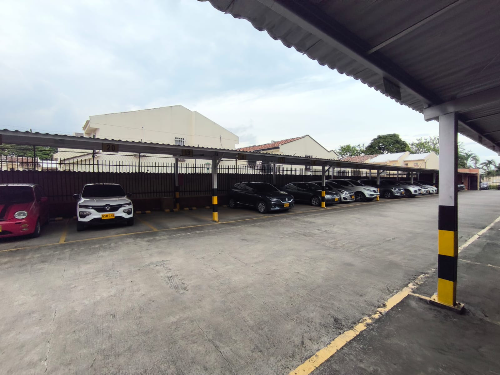 VENDO APARTAMENTO EN  BARRIO LA HACIENDA