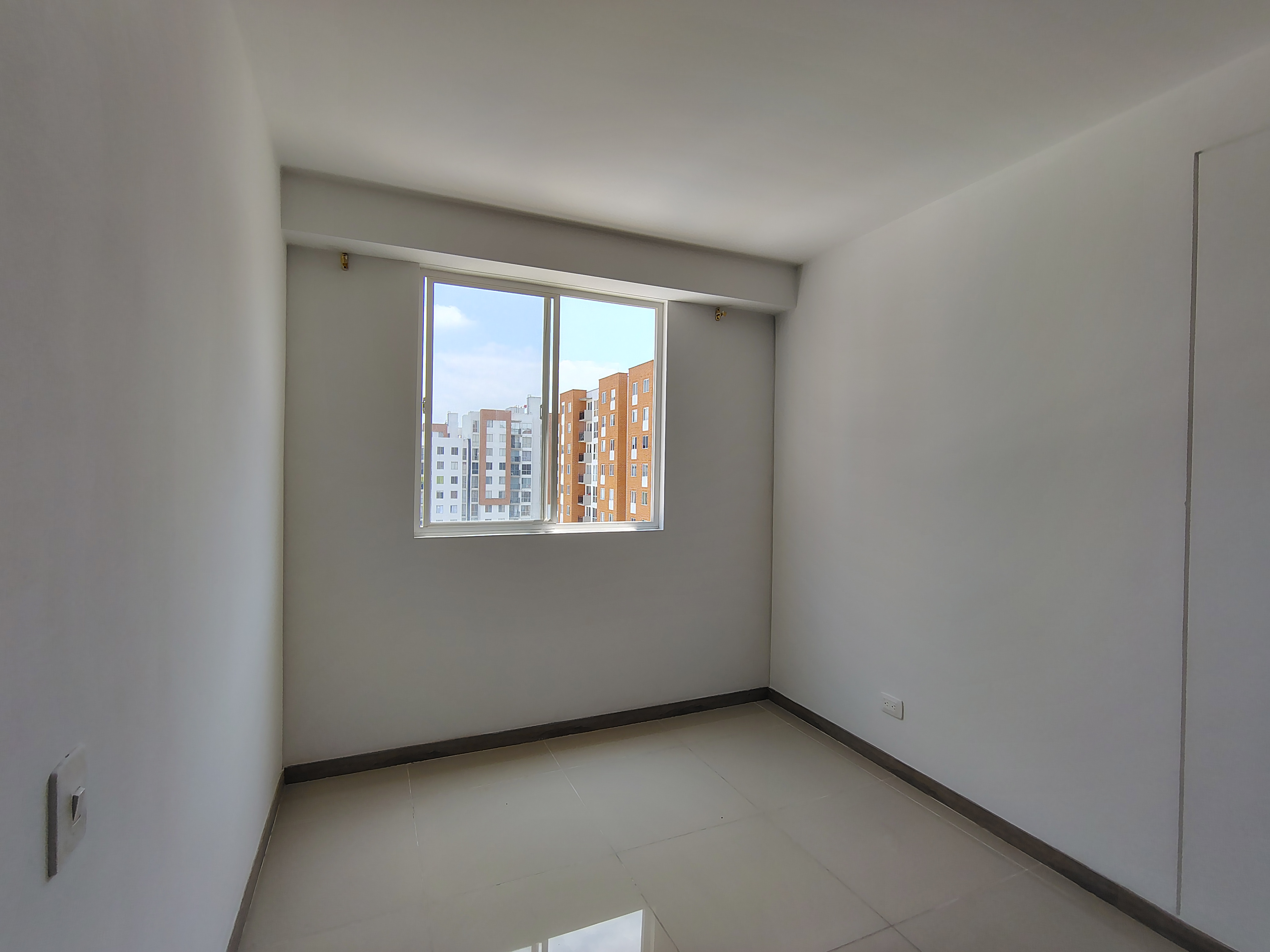 ARRIENDO APARTAMENTO AL SUR DE CALI BARRIO CIUDAD MELÉNDEZ