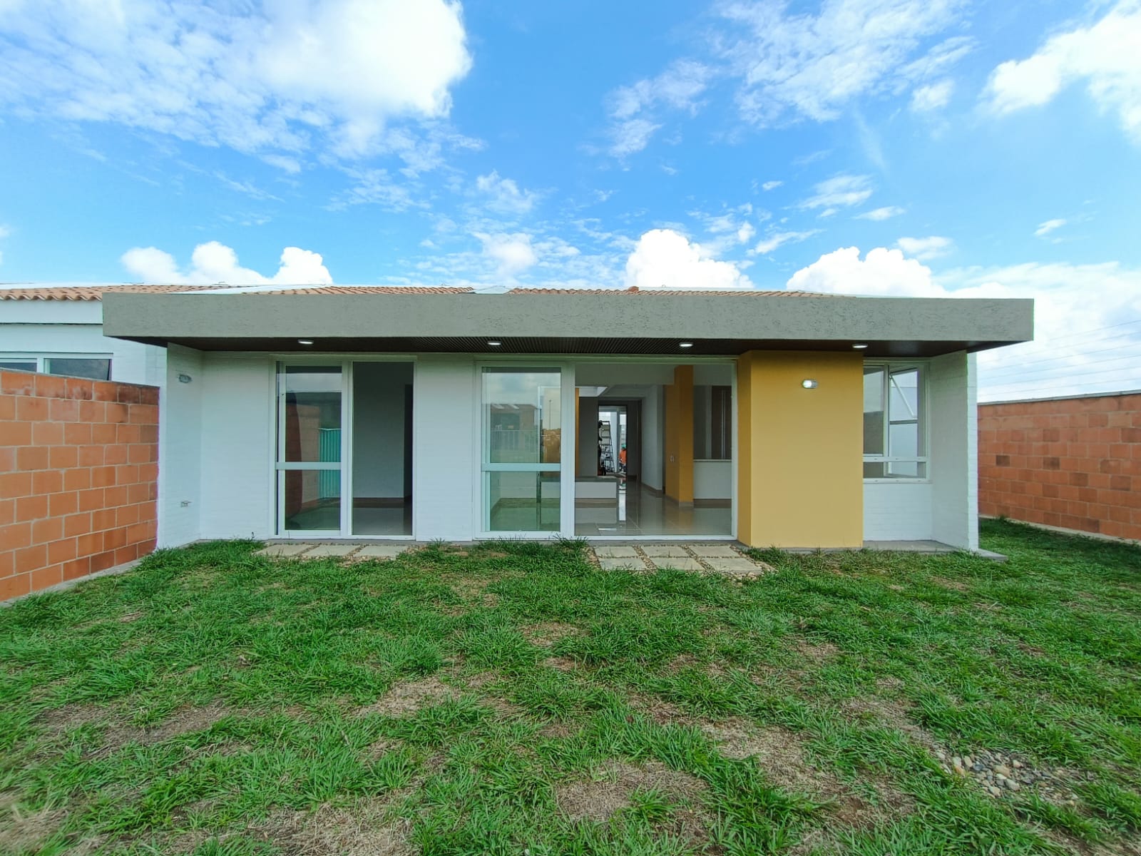 ARRIENDO CASA PARA ESTRENAR EN LA HACIENDA EL CASTILLO - JAMUNDÍ