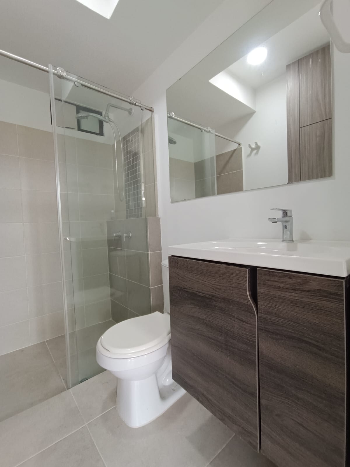 ARRIENDO APARTAMENTO EN CR ARRAYANES - PARQUE NATURA