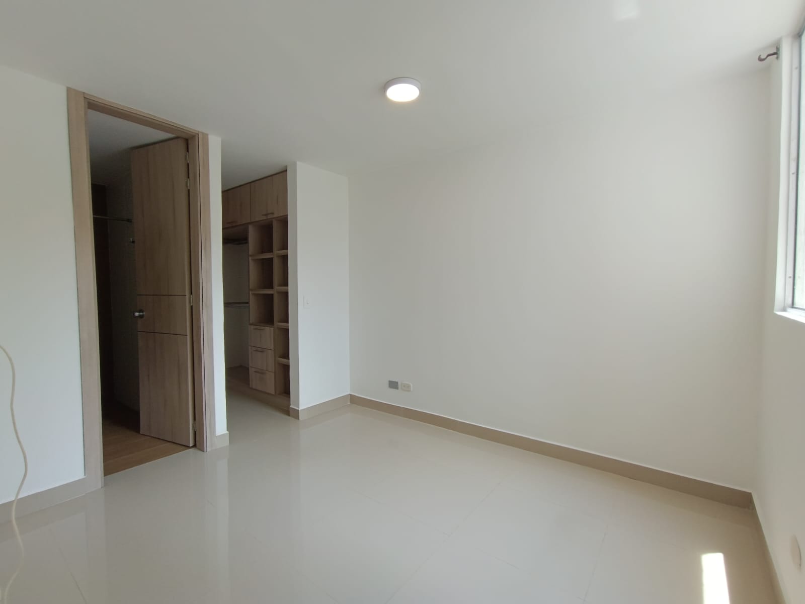 APARTAMENTO PARA ARRIENDO EN CIUDAD GUABINAS CR PAMPLONA