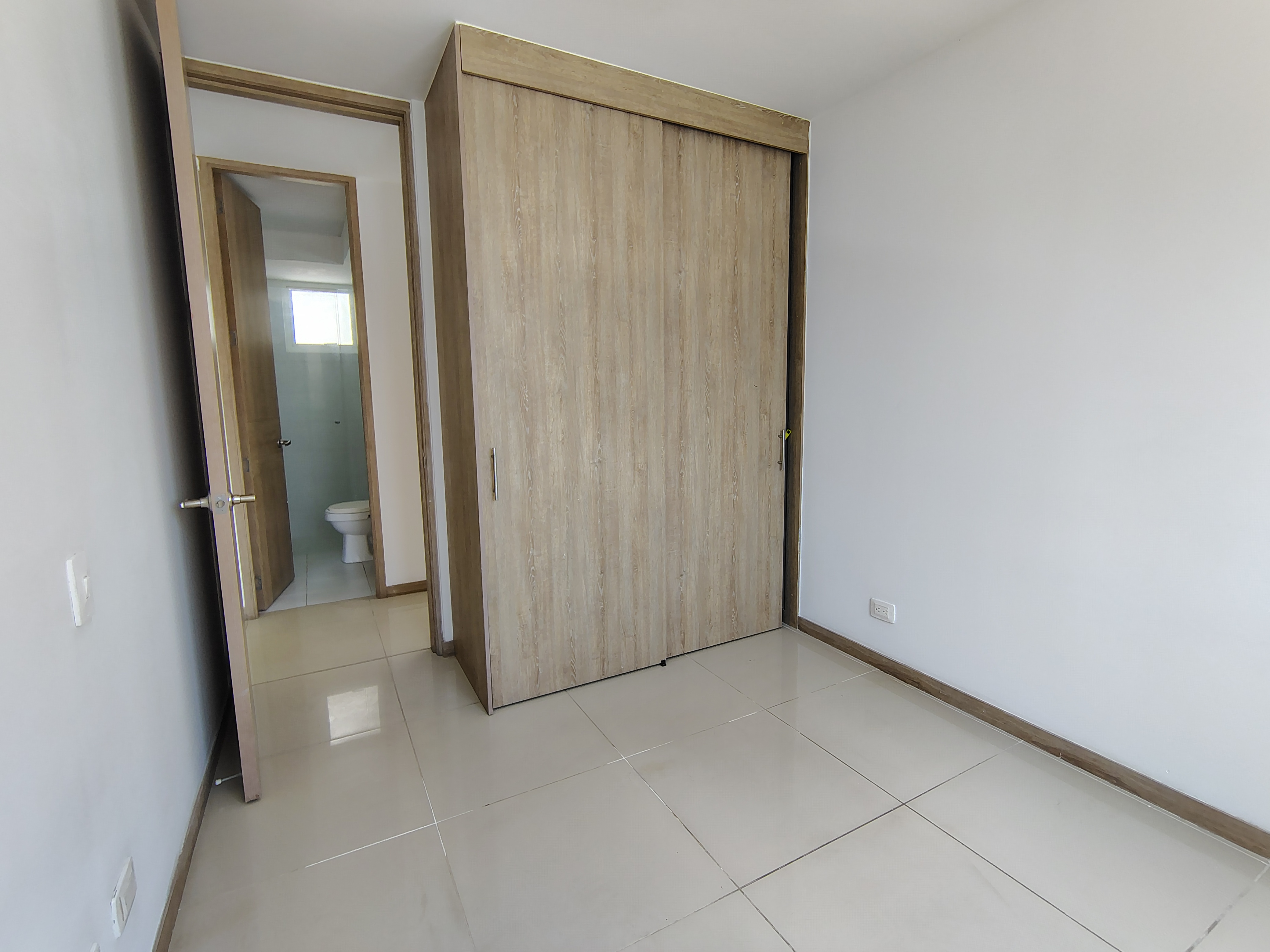 ARRIENDO APARTAMENTO AL SUR DE CALI BARRIO CIUDAD MELÉNDEZ