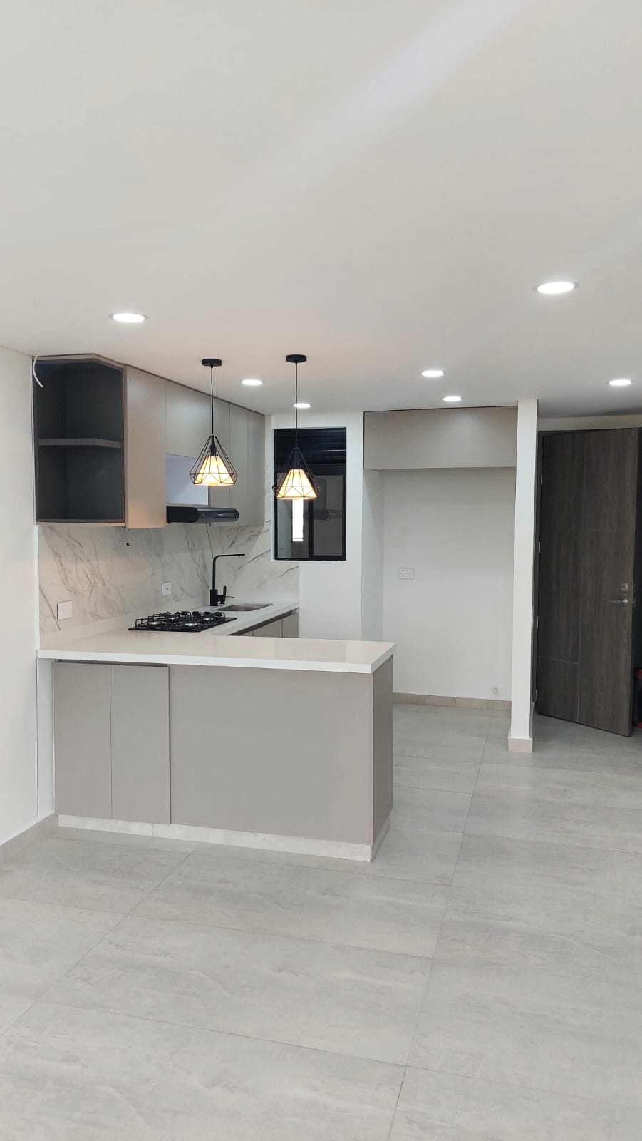 ARRIENDO APARTAMENTO EN JAMUNDI CR ALTEA