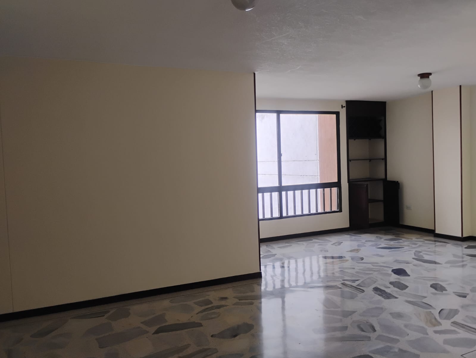 ARRENDO APARTAMENTO AL NORTE DE CALI EDI PRADOS DEL NORTE