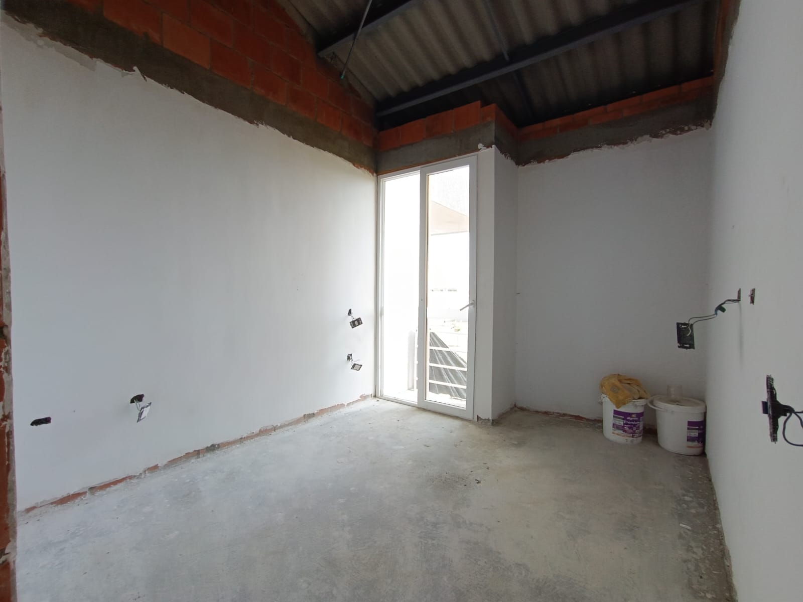 Oportunidad de inversión en El Castillo–Diseña la casa de tus sueños.