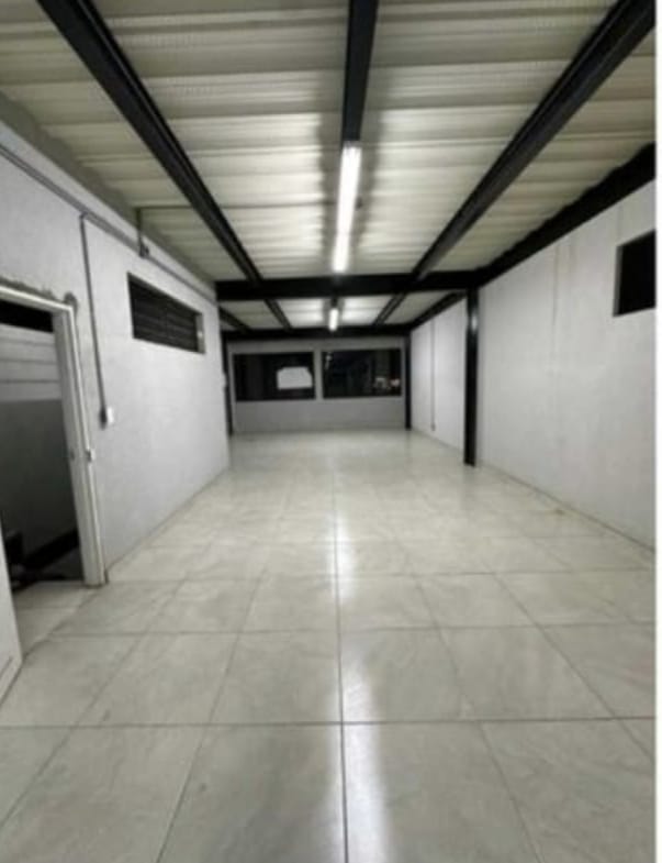 ARRIENDO BODEGA  BARRIO BRETAÑA - CALI