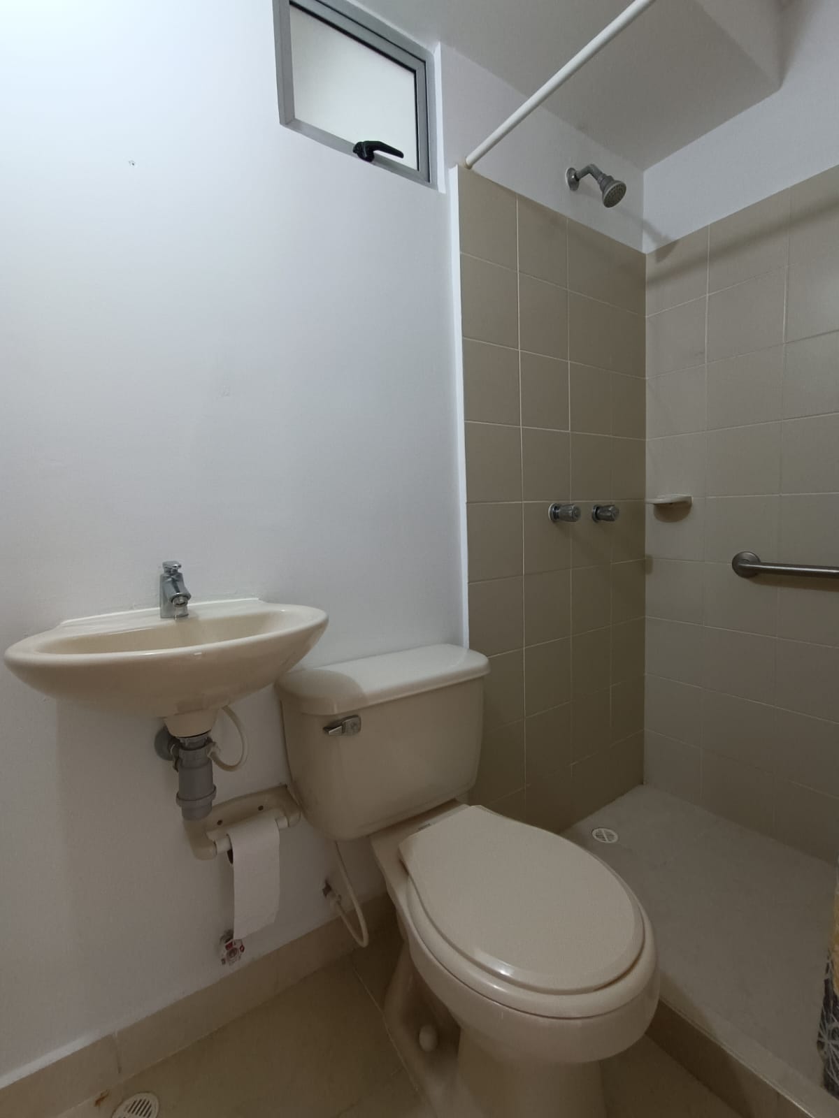 APARTAMENTO ARRIENDO EN LA UNIDAD BARCHARA-CIUDAD GUABINAS