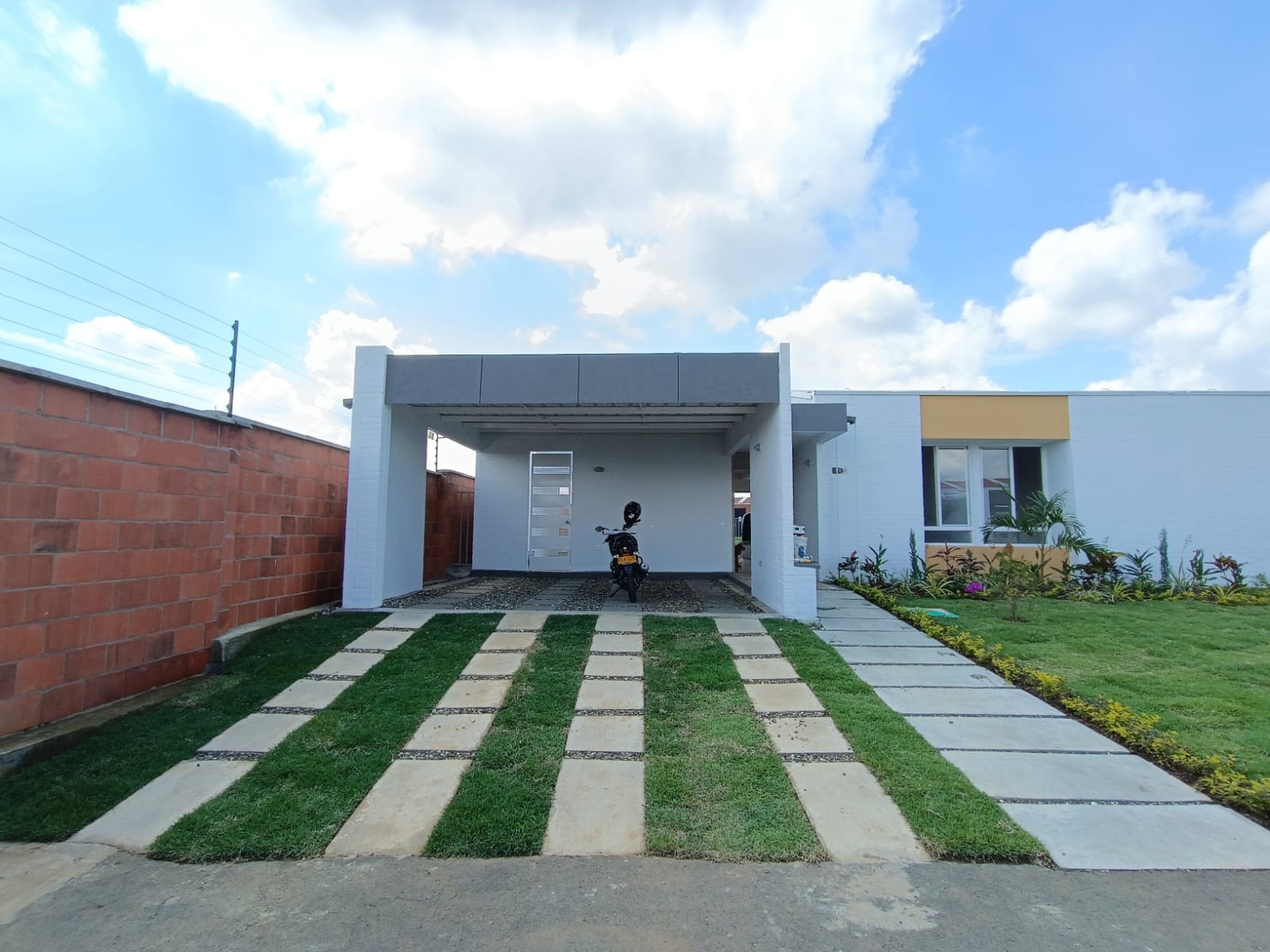 ARRIENDO CASA PARA ESTRENAR EN LA HACIENDA EL CASTILLO - JAMUNDÍ